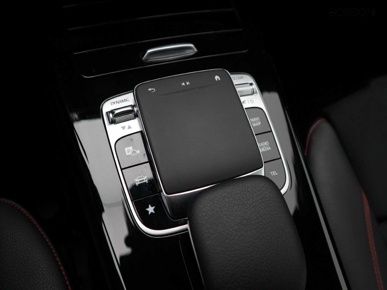 14 - Mercedes Classe A 200 premium 7g-dct