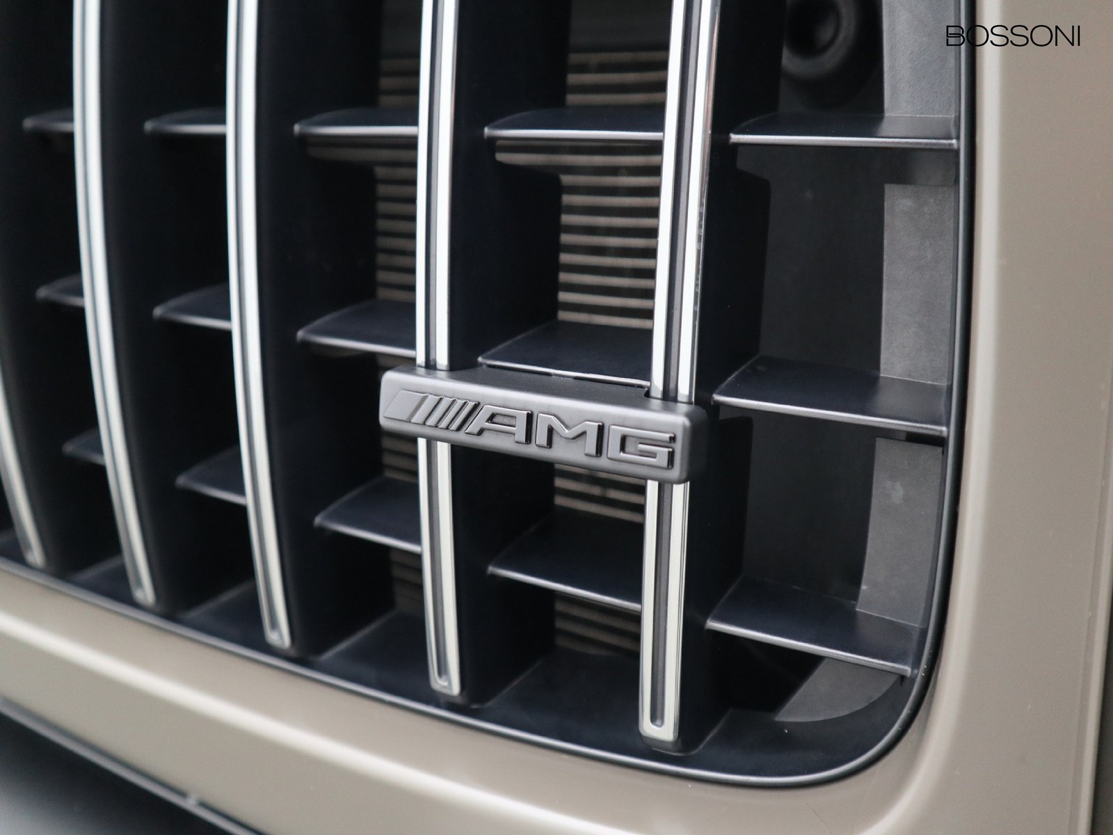 20 - AMG Classe G amg 63 v8 585cv 4x4 2 speedshift tct 9g