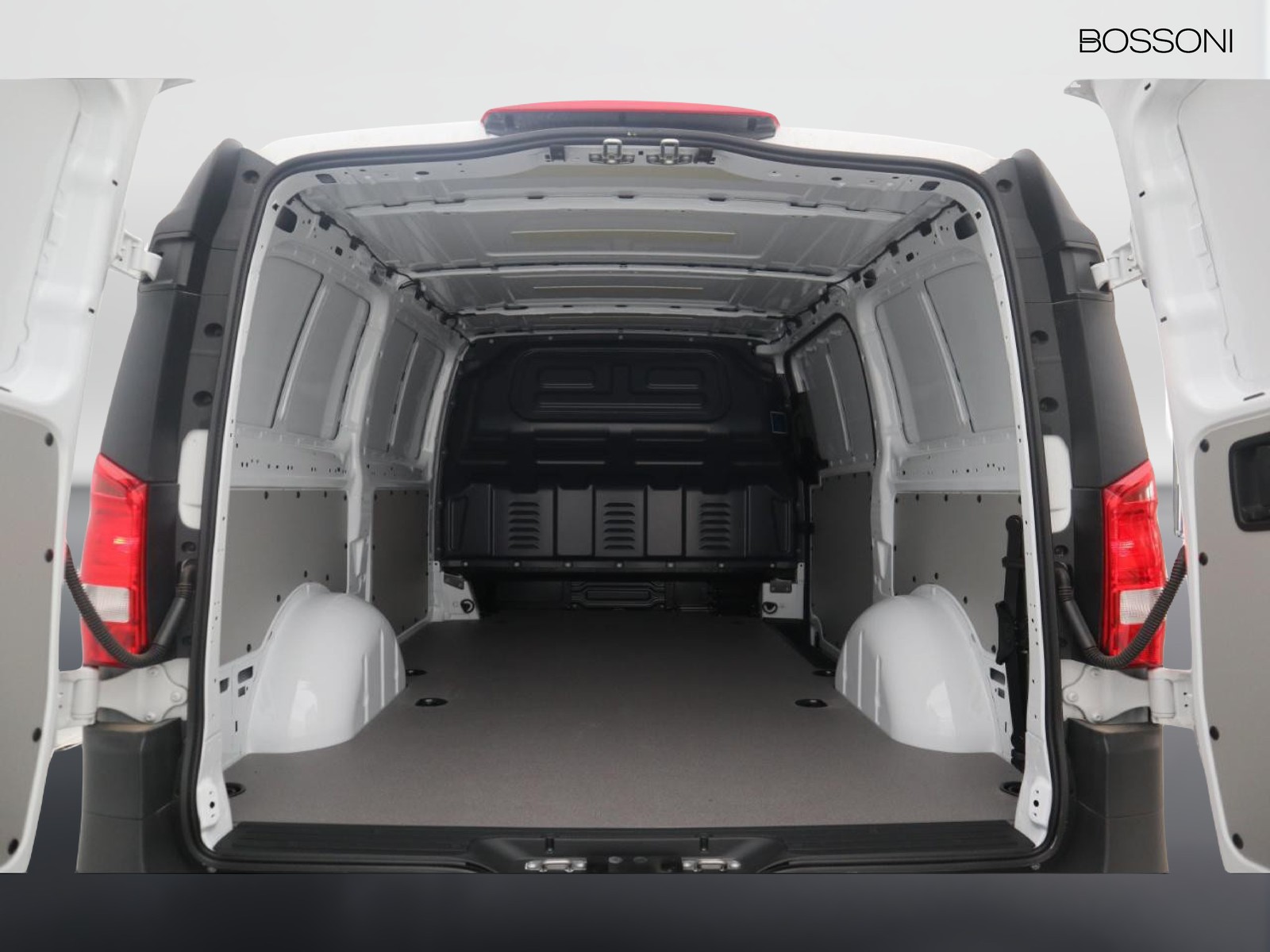 8 - Mercedes Vans Vito efurgone long 35kwh