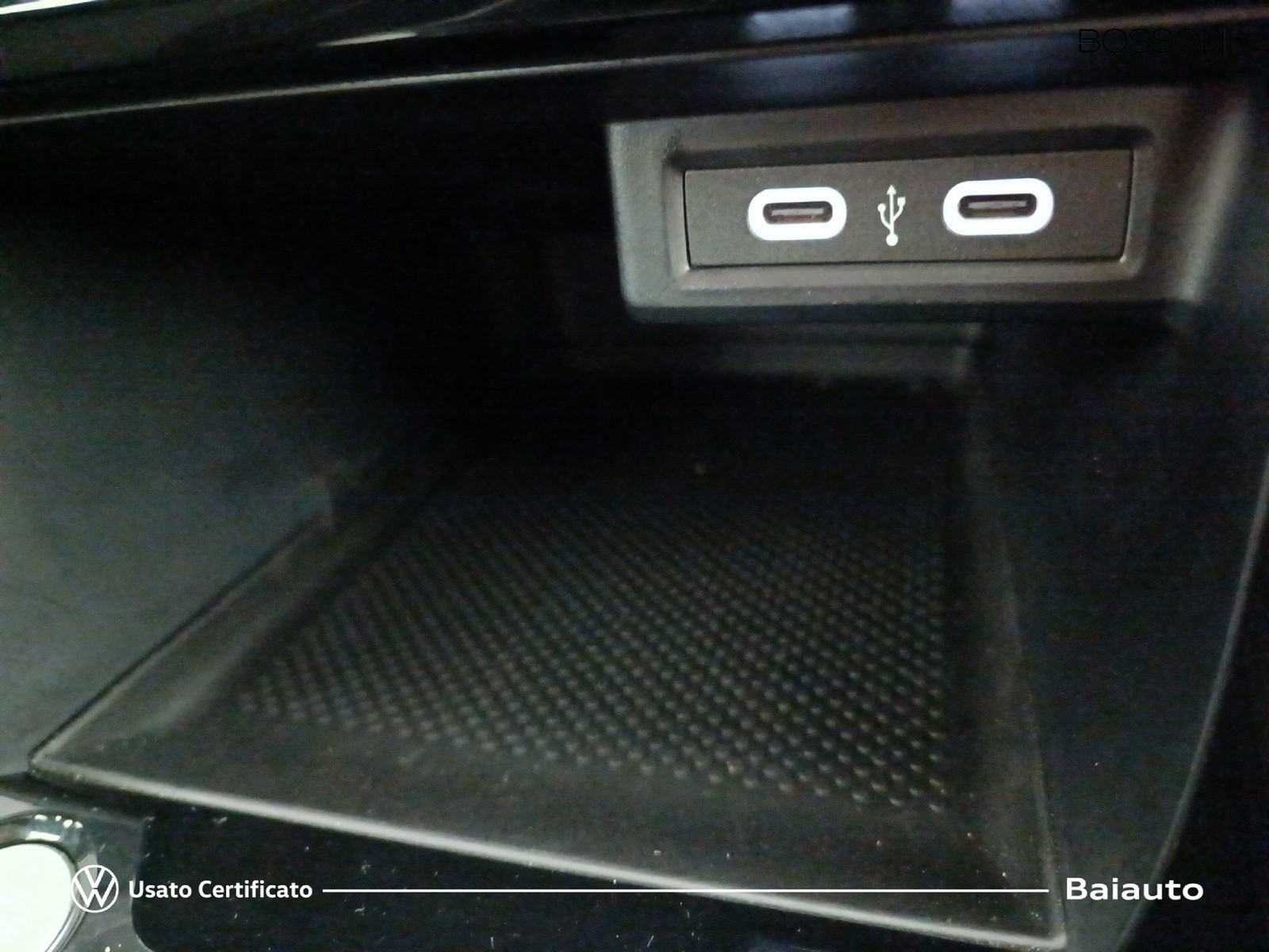 12 - Volkswagen T-Cross 1.0 tsi 115cv life dsg