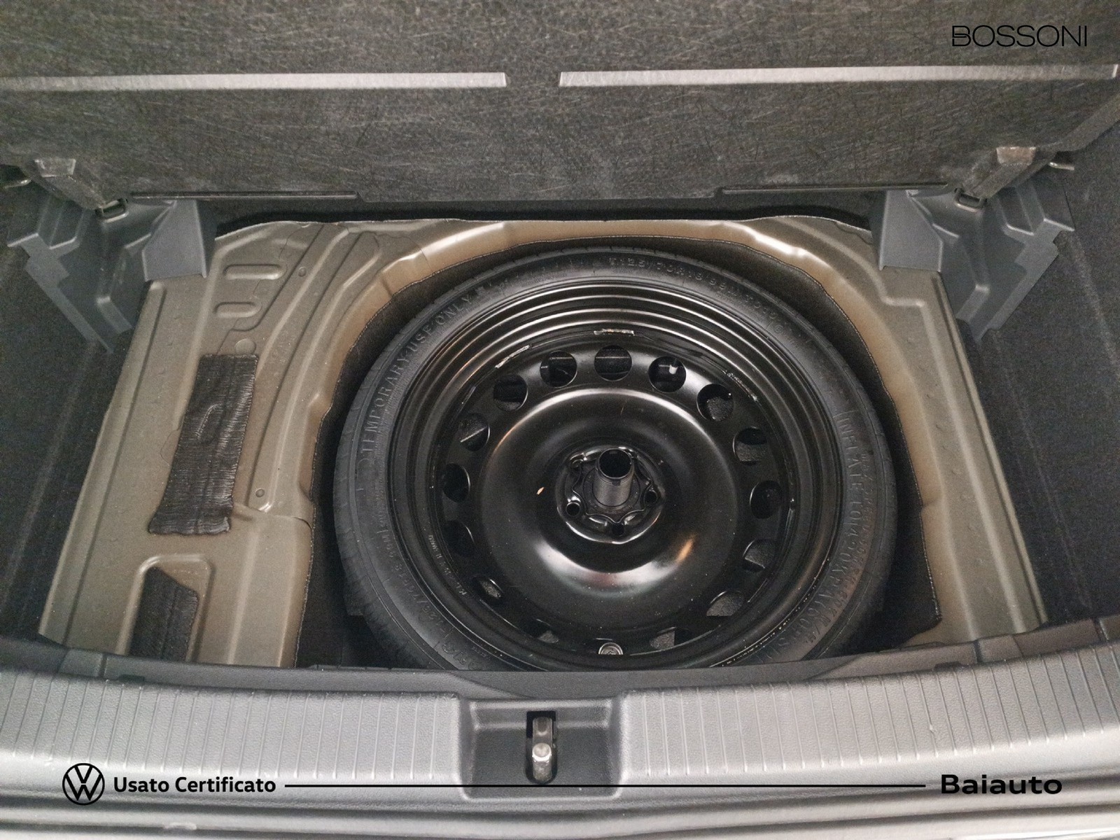 28 - Volkswagen T-Cross 1.0 tsi 115cv life dsg