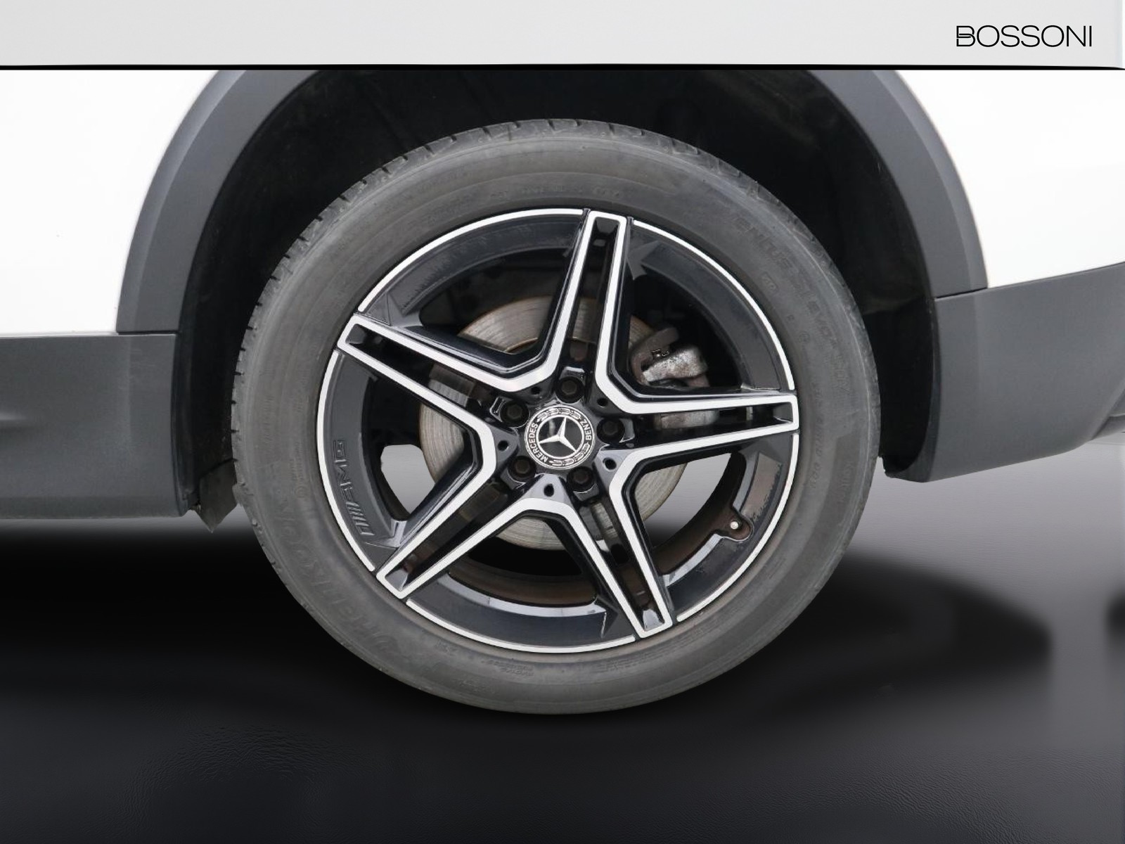 4 - Mercedes GLB 180 d premium 8g-dct 7p.ti