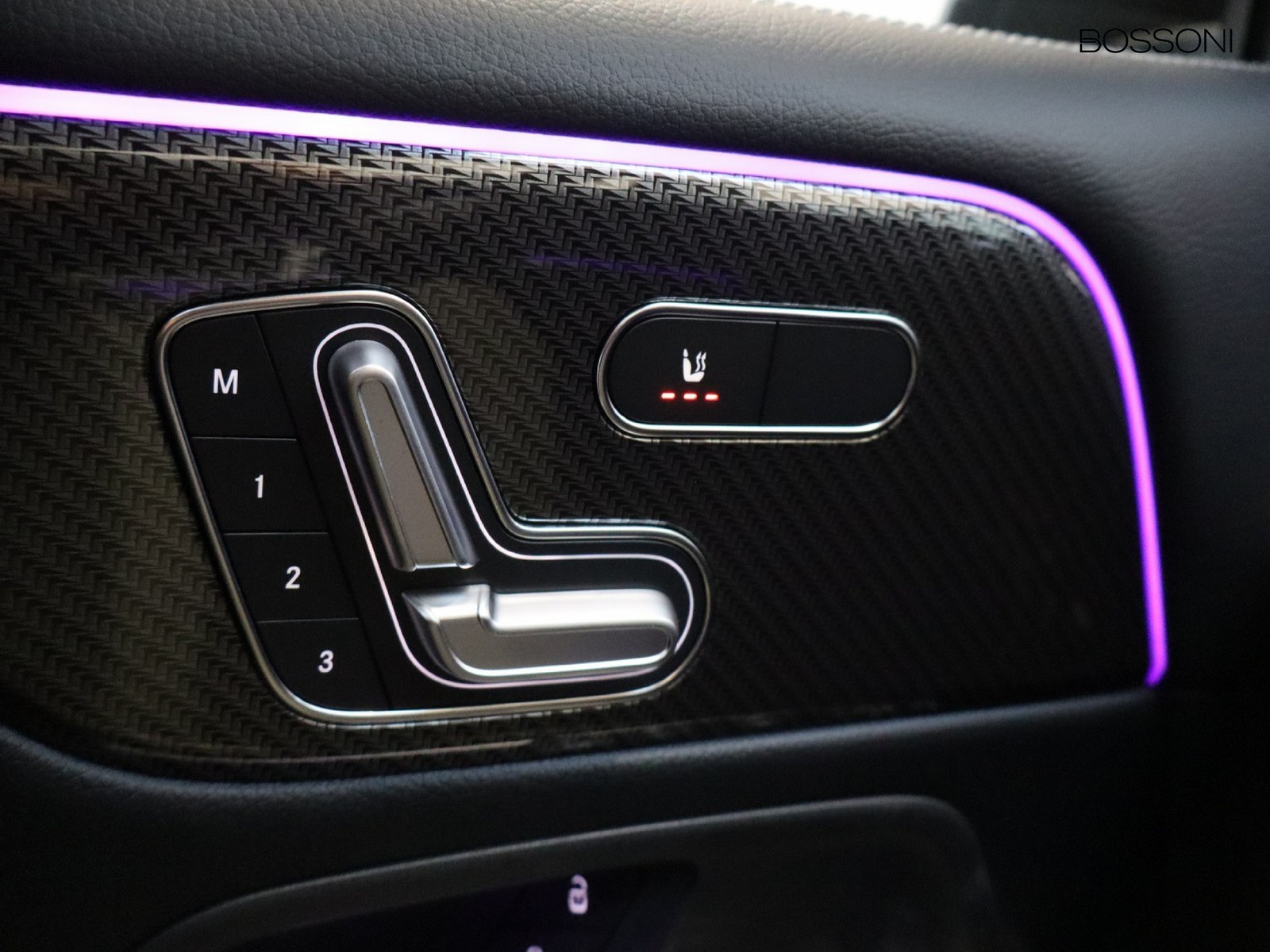 16 - Mercedes GLB 180 amg line premium 7g-dct