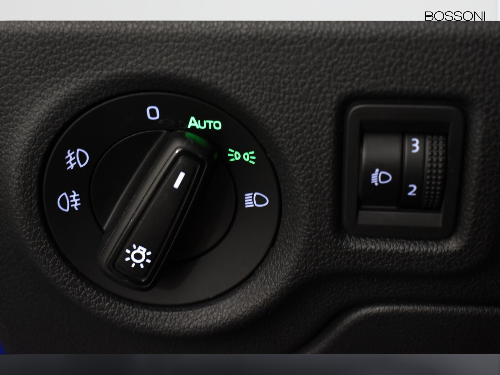 17 - Skoda Fabia 1.0 tsi evo 95cv style