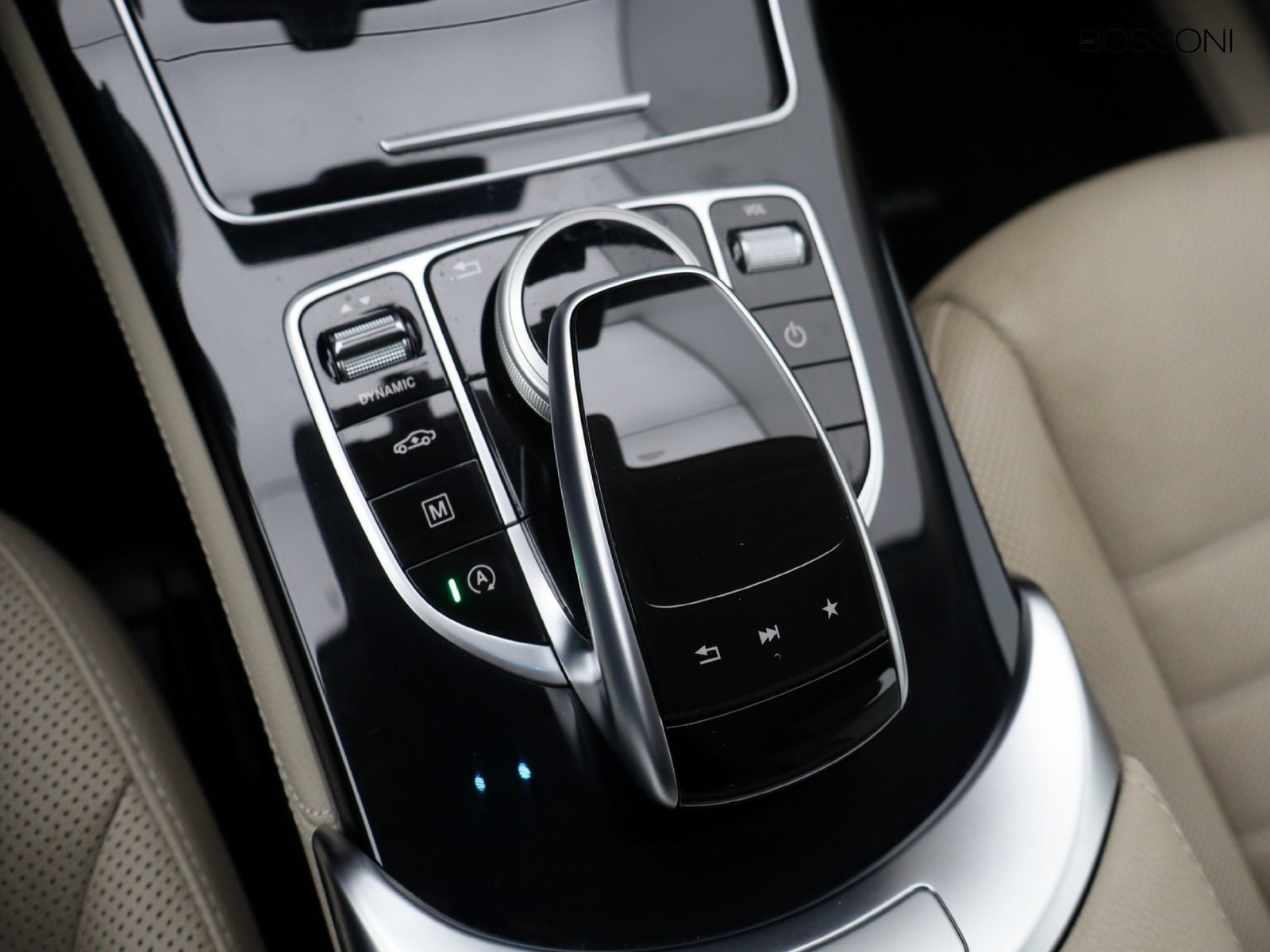 14 - Mercedes GLC suv 350 v6 d exclusive 4matic 9g-tronic