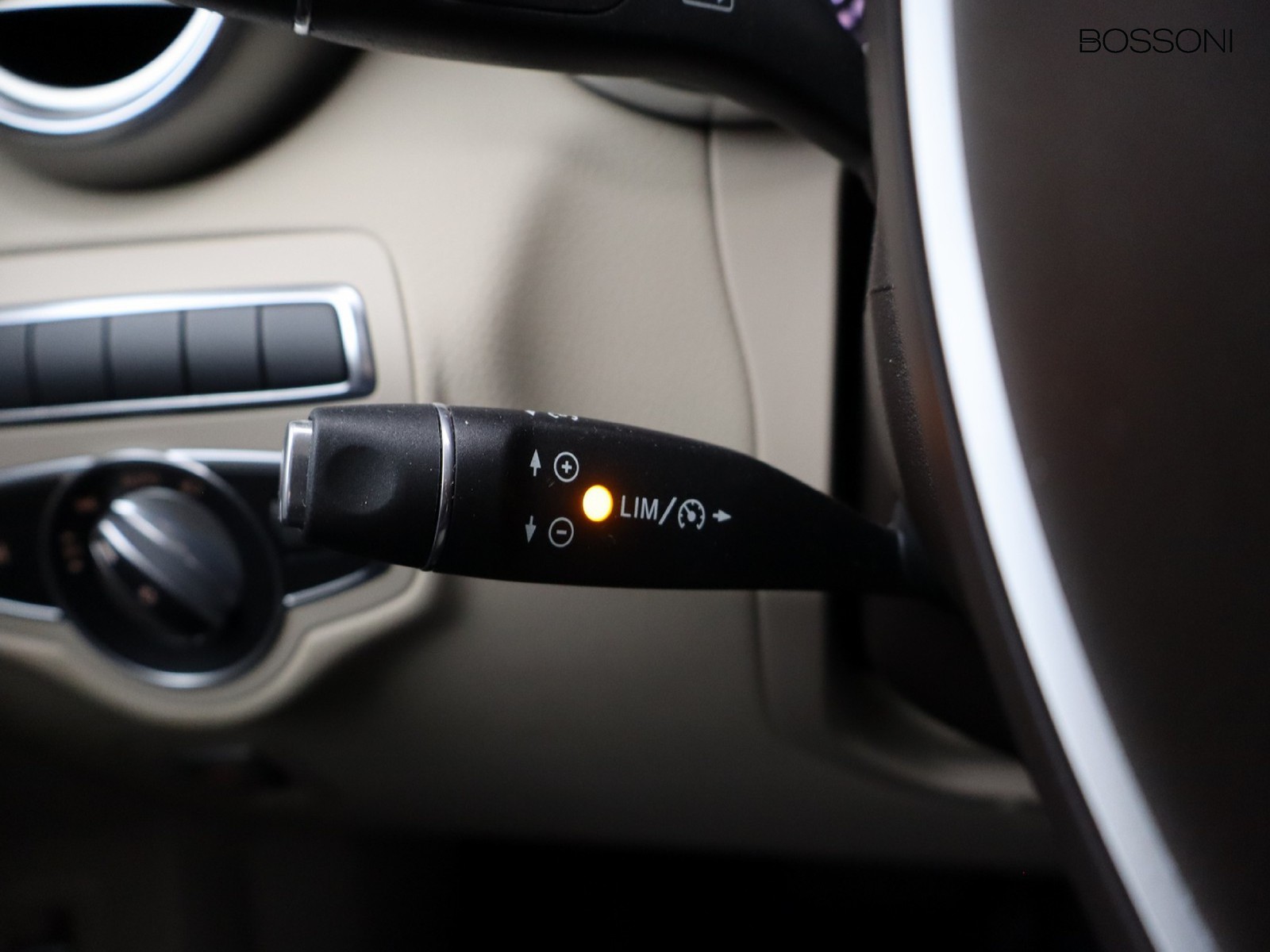 15 - Mercedes GLC suv 350 v6 d exclusive 4matic 9g-tronic