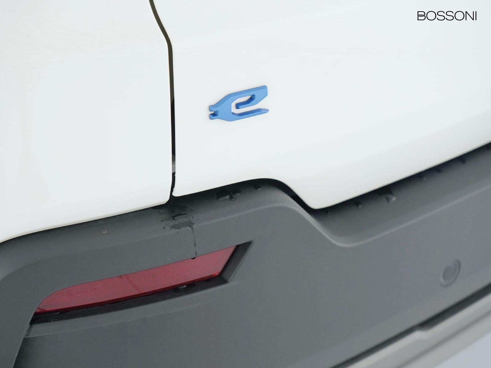 35 - Jeep Avenger full-electric longitude fwd auto