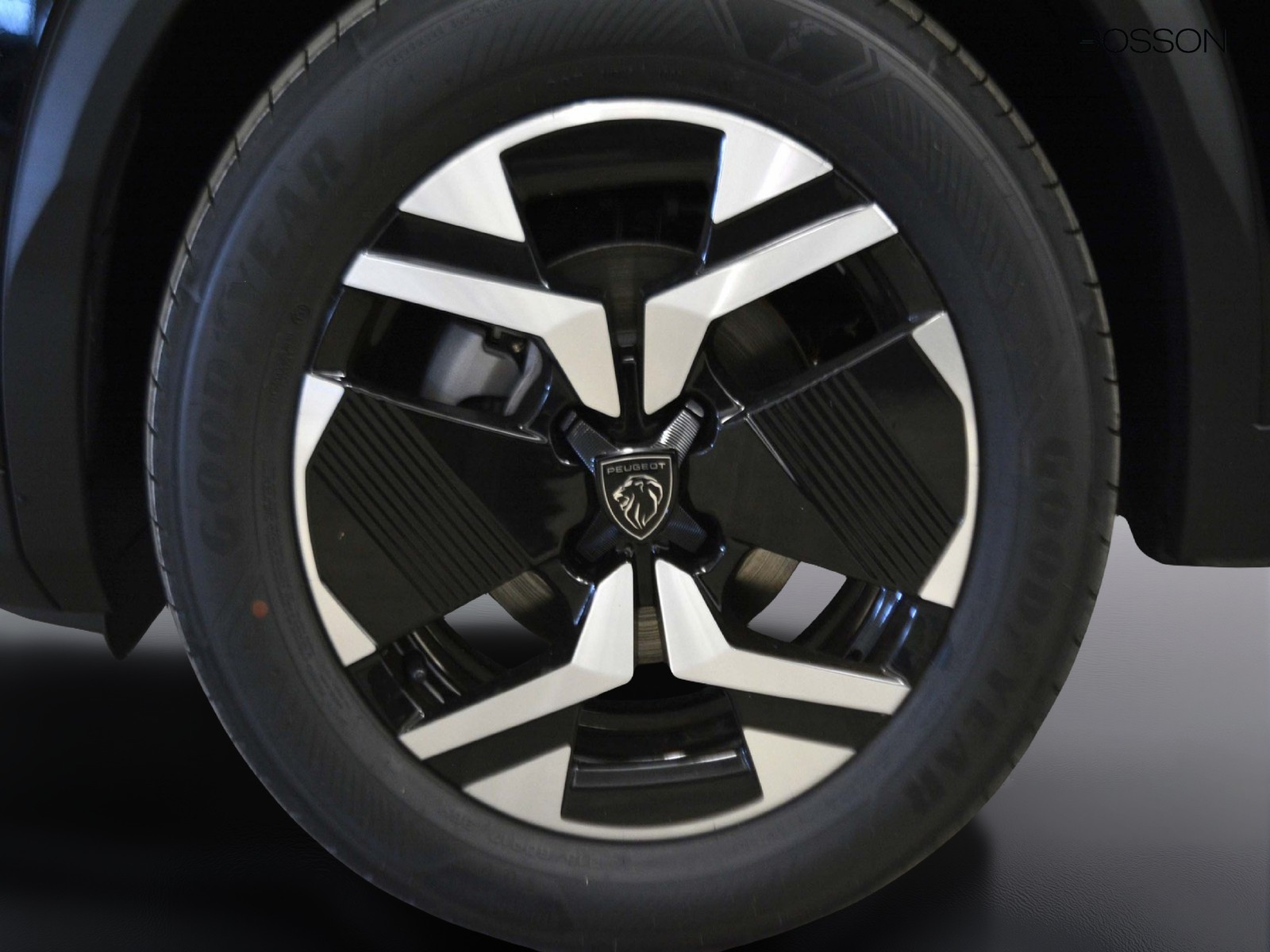 15 - Peugeot 2008 1.2 puretech 100cv allure s&s