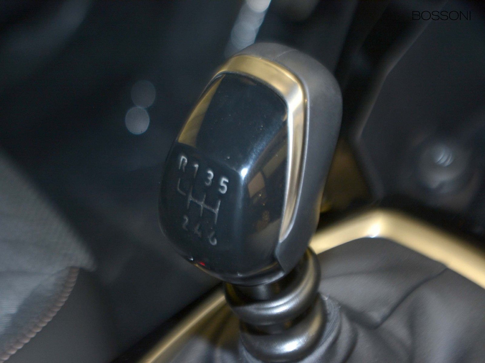 18 - Peugeot 2008 1.2 puretech 100cv allure s&s