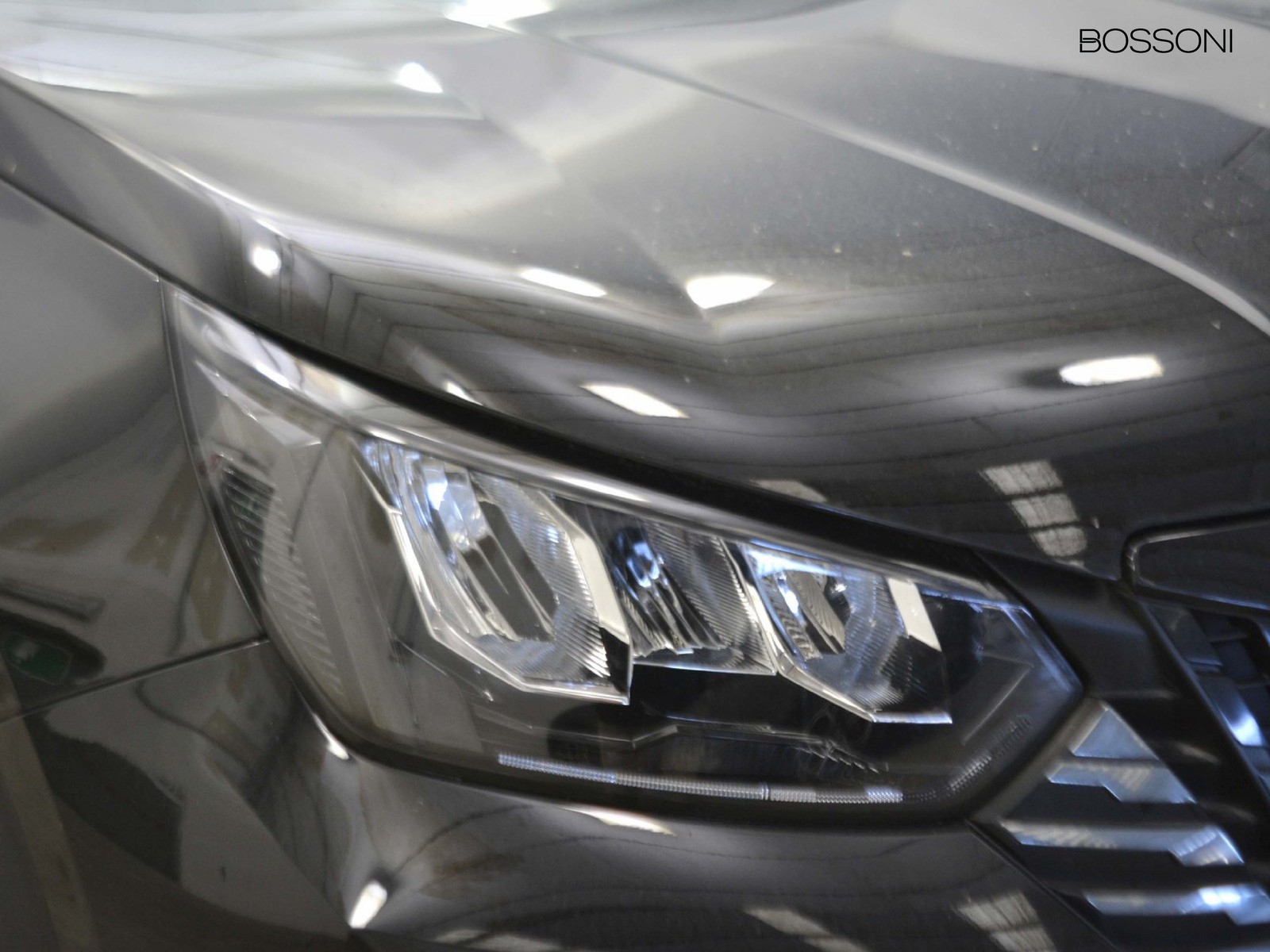 22 - Peugeot 2008 1.2 puretech 100cv allure s&s