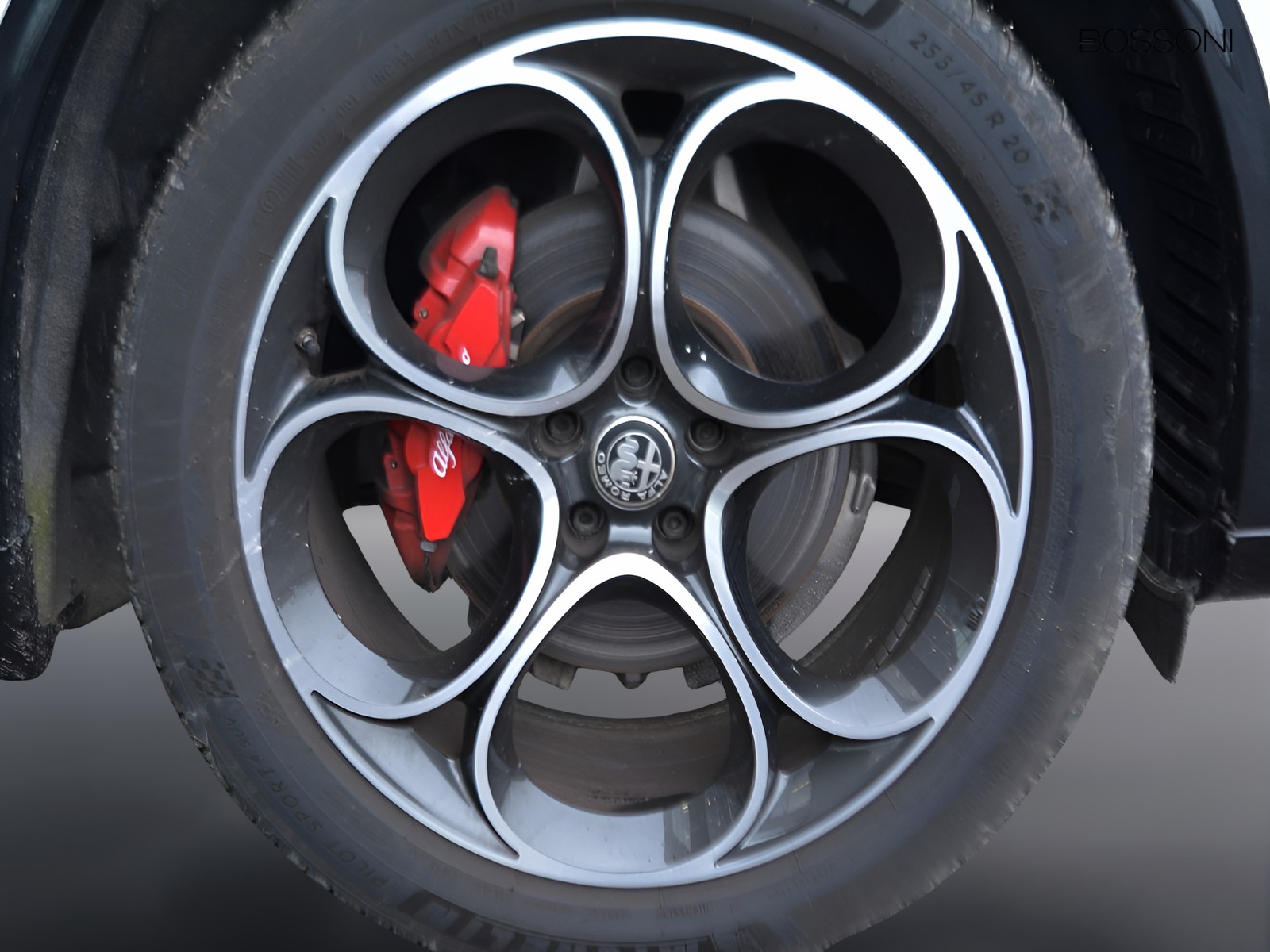 15 - Alfa Romeo Stelvio 2.2 turbo 210cv veloce q4 at8