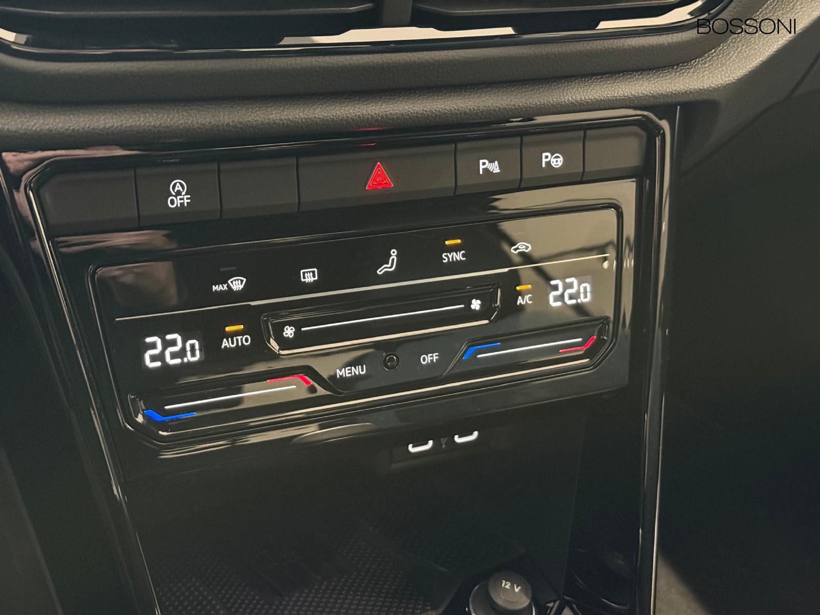 10 - Volkswagen T-Roc 1.0 tsi 115cv r-line plus