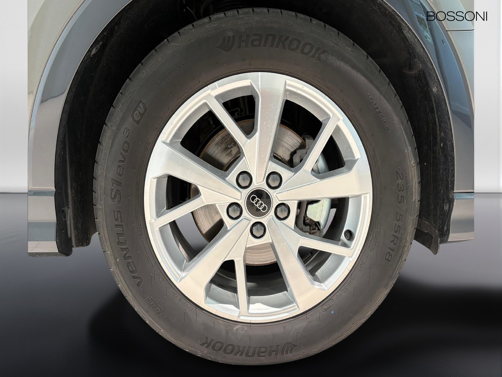 8 - Audi Q3 35 2.0 tdi business advanced s tronic