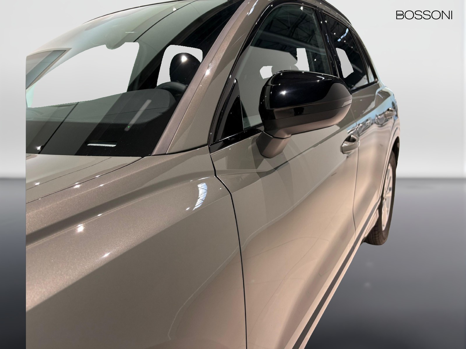 28 - Audi Q3 35 2.0 tdi business advanced s tronic