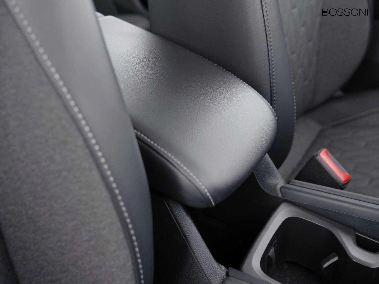 18 - Volkswagen Tiguan 2.0 tdi scr 150cv life dsg