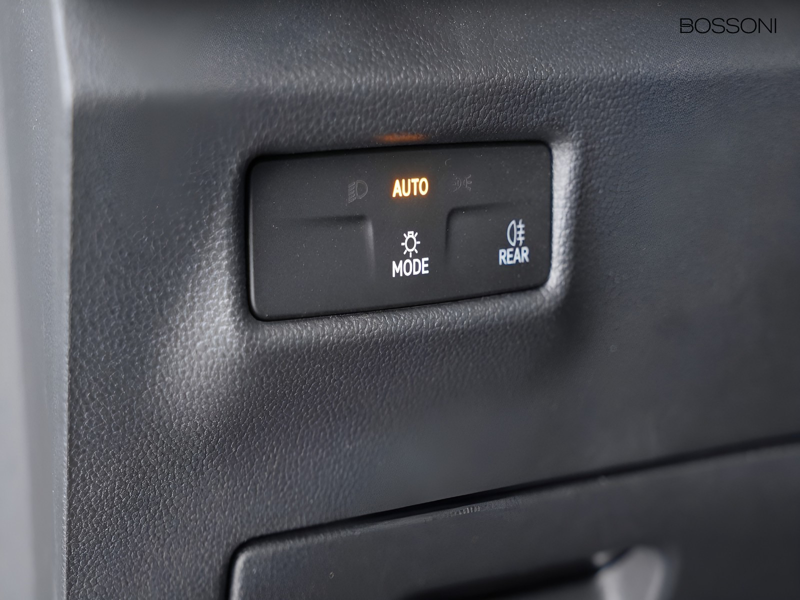 16 - Volkswagen Tiguan 2.0 tdi scr 150cv life dsg