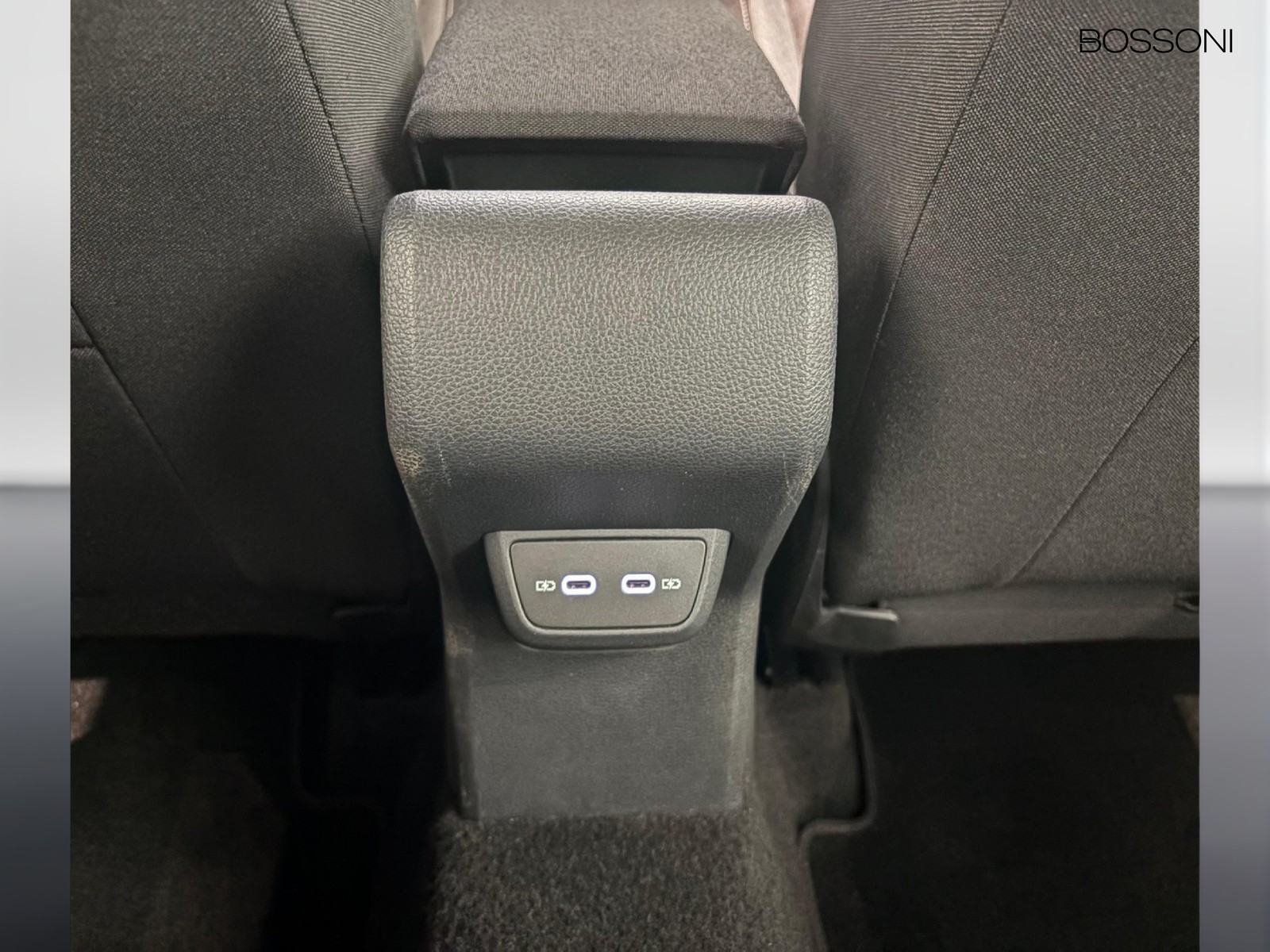 16 - Volkswagen Polo 1.0 evo 80cv life