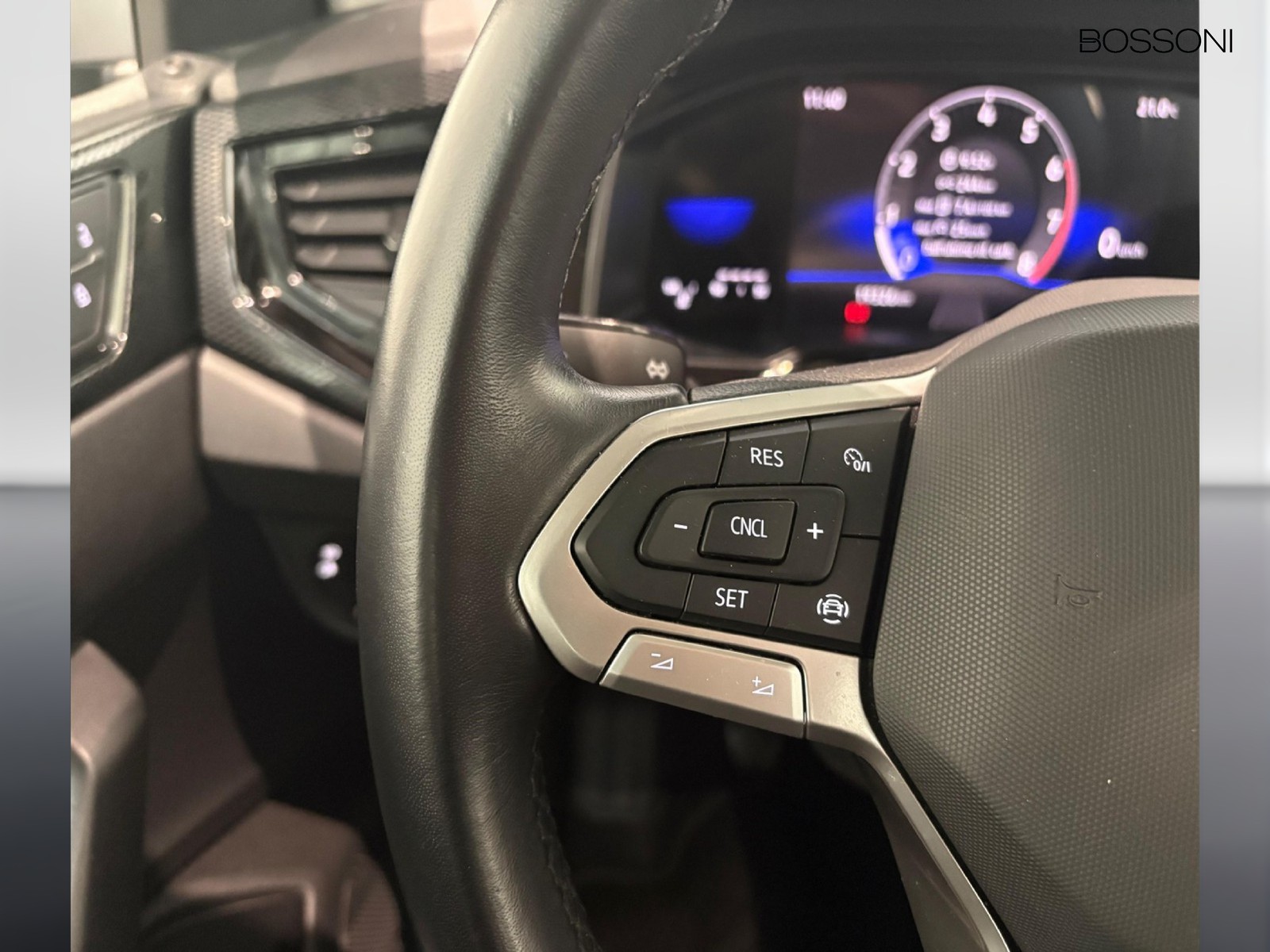 20 - Volkswagen Polo 1.0 evo 80cv life