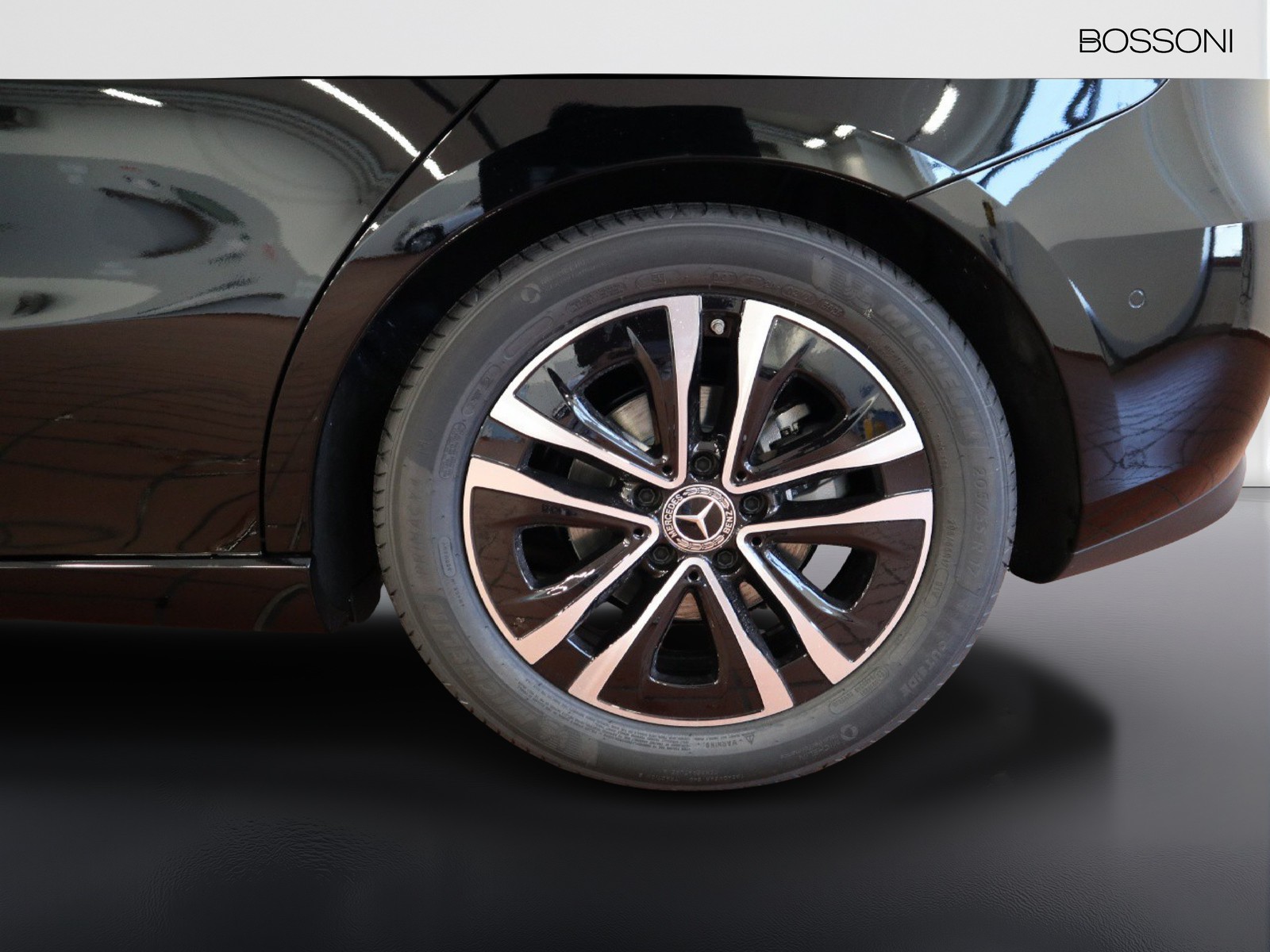 4 - Mercedes Classe B 180 d progressive advanced 8g-dct