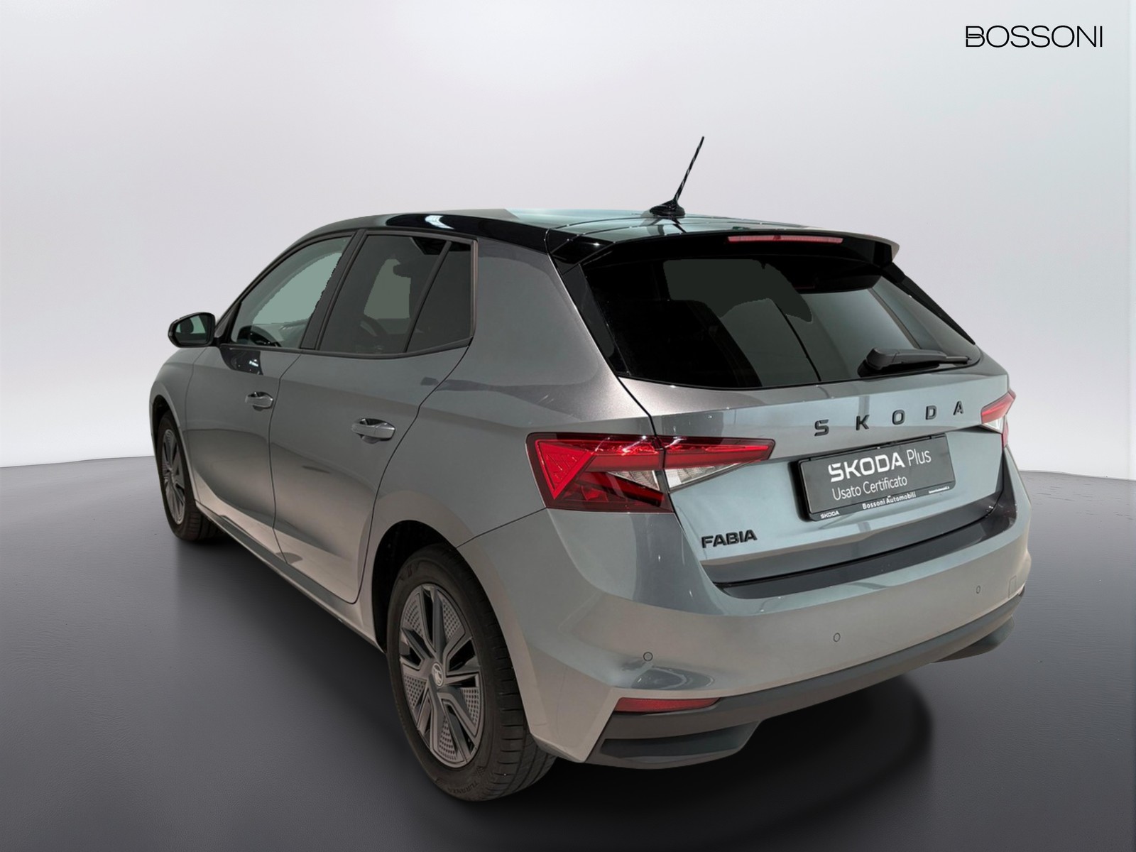 5 - Skoda Fabia 1.0 mpi 80cv 130 edition