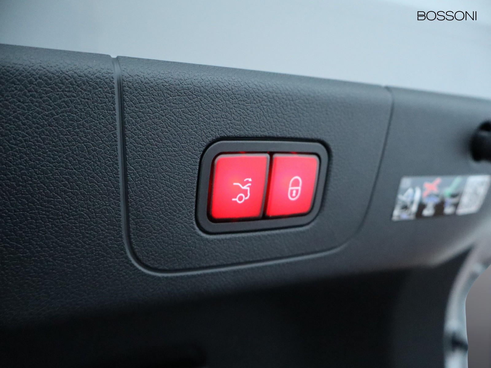 18 - Mercedes CLA 220 premium 4matic auto