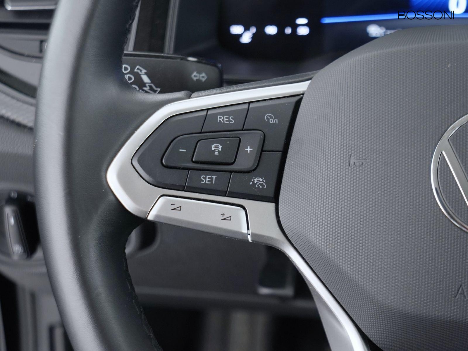 24 - Volkswagen Taigo 1.0 tsi 115cv life