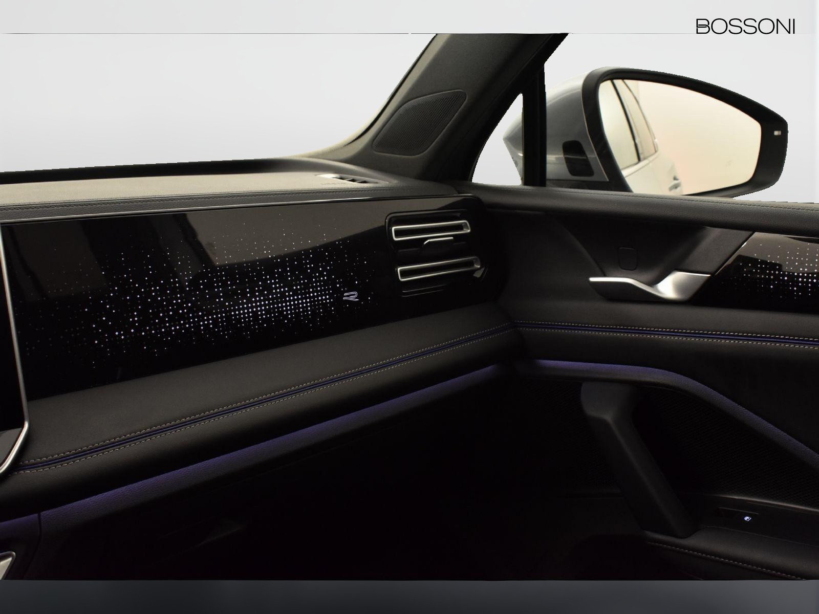 22 - Volkswagen Tiguan 2.0 tdi scr 150cv r-line dsg