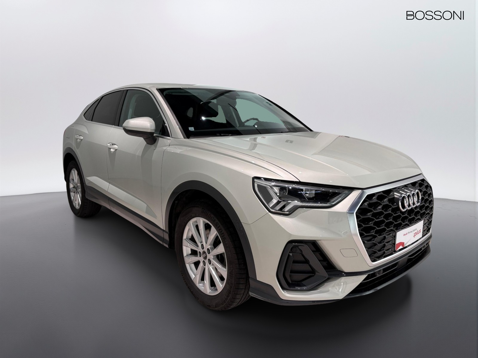 3 - Audi Q3 sportback 35 2.0 tdi business plus s tronic