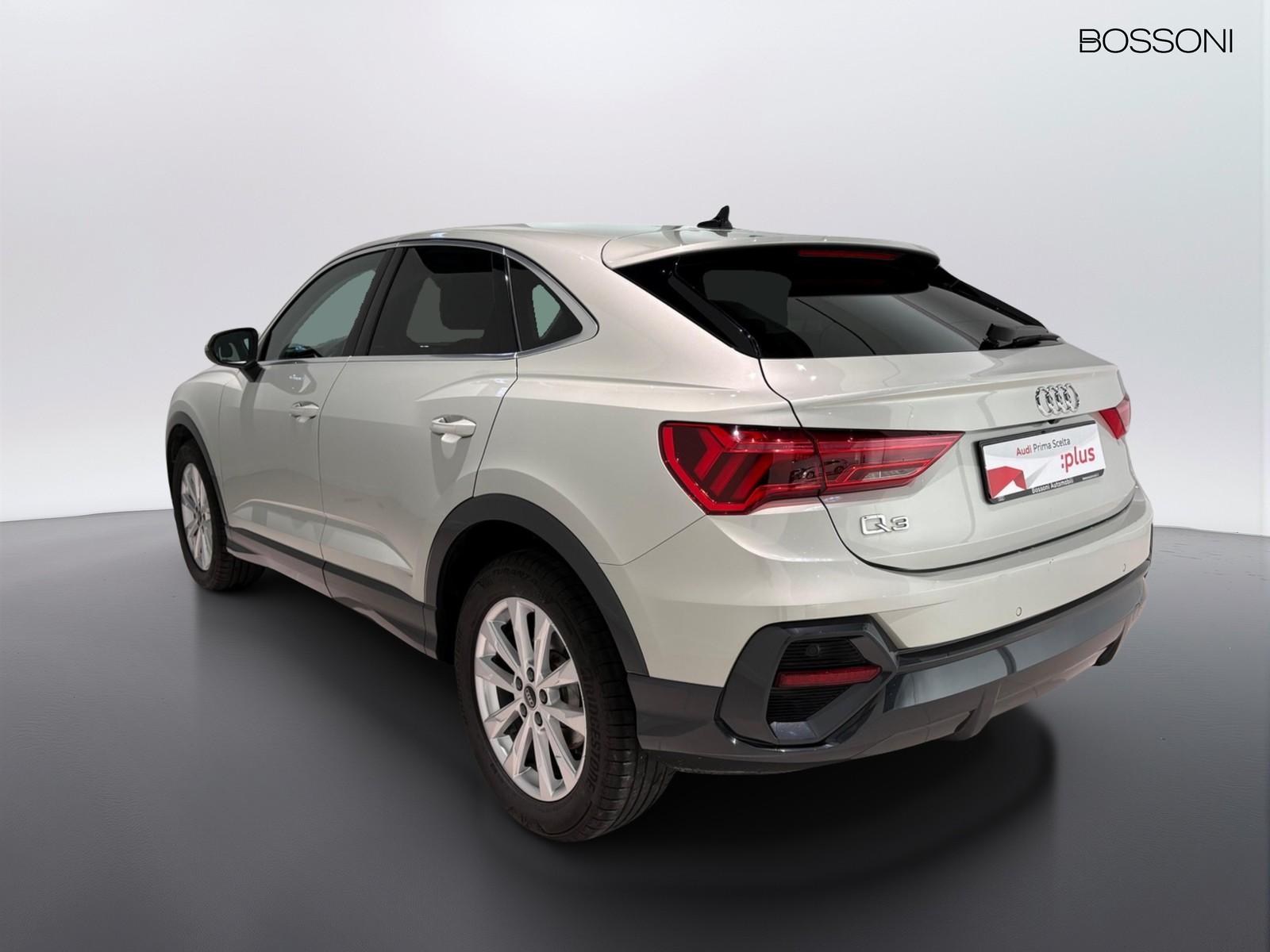 5 - Audi Q3 sportback 35 2.0 tdi business plus s tronic