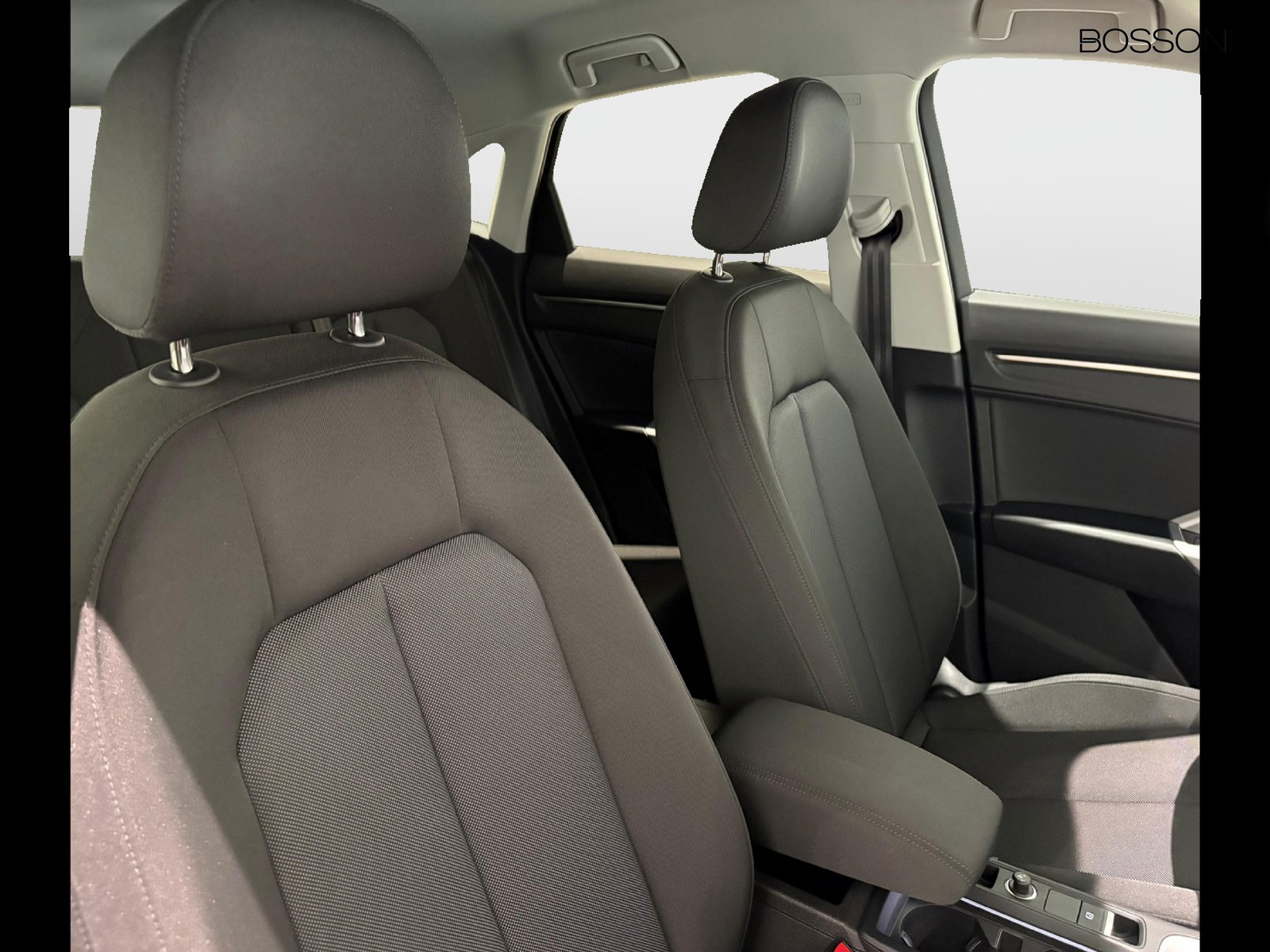 26 - Audi Q3 sportback 35 2.0 tdi business plus s tronic