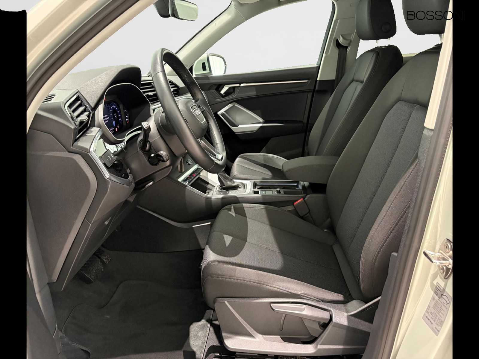 29 - Audi Q3 sportback 35 2.0 tdi business plus s tronic