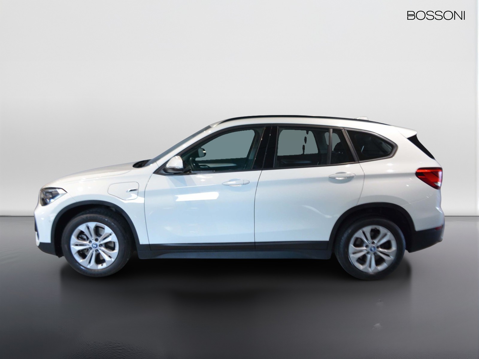 24 - BMW X1 25e xdrive business advantage steptronic