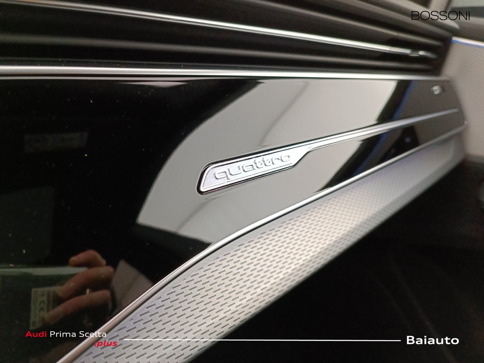 24 - Audi Q8 3.0 v6 tfsi e 394cv s line edition quattro tiptronic