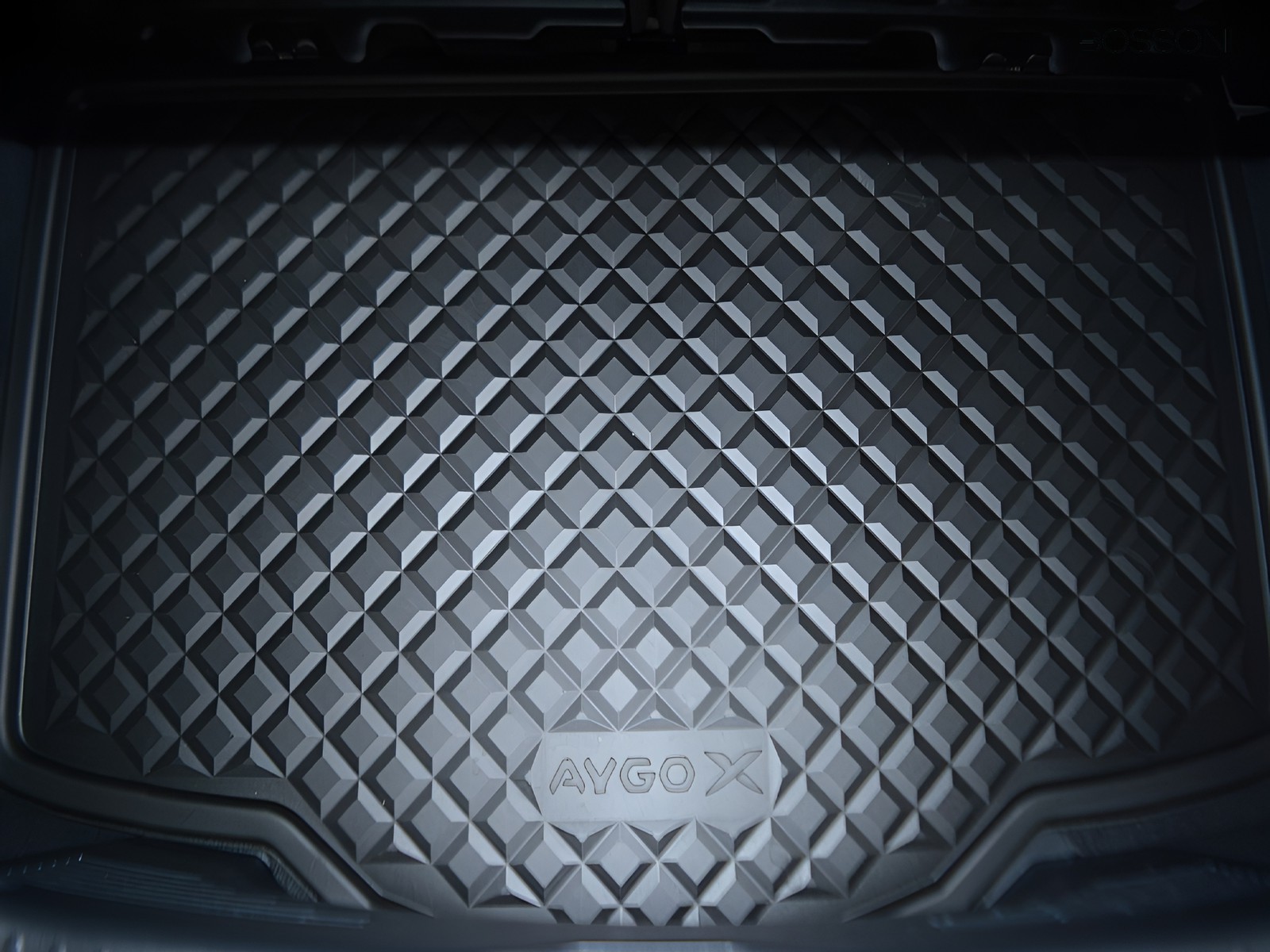 14 - Toyota Aygo x 1.0 72cv active