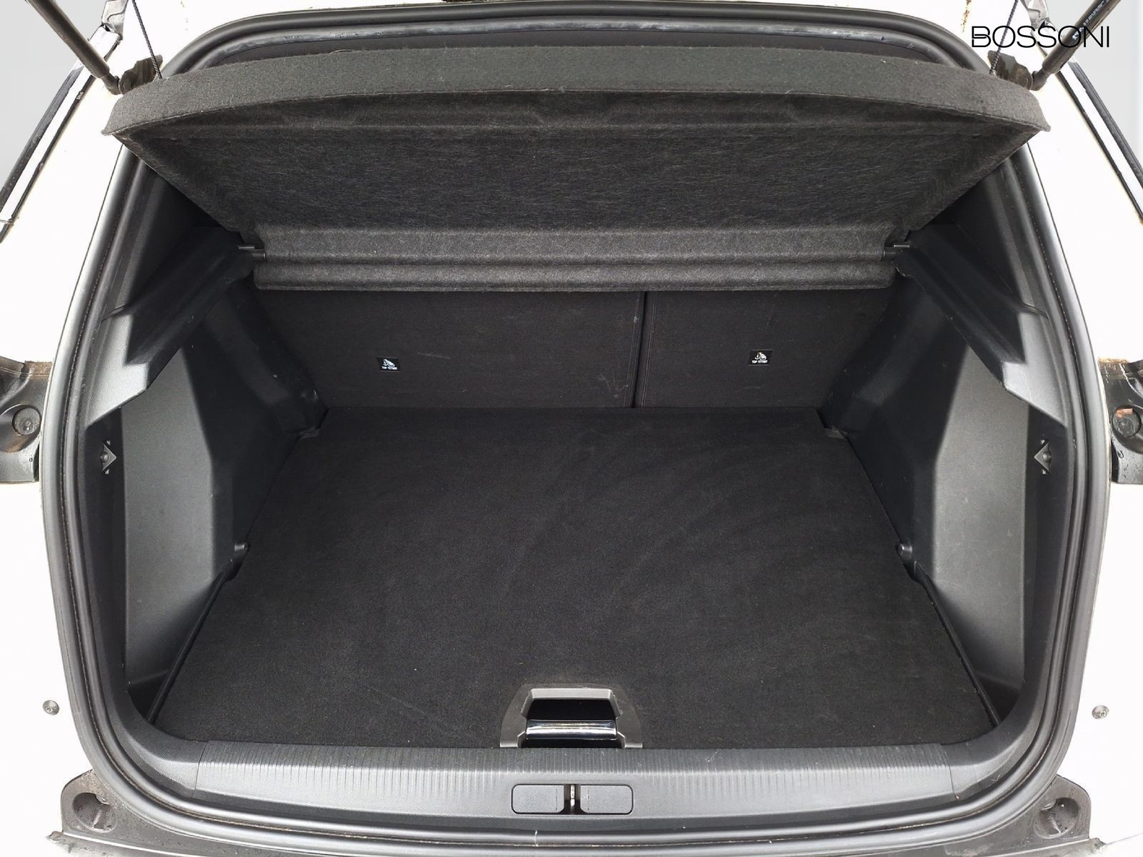 6 - Peugeot 2008 1.2 puretech 130cv gt line s&s