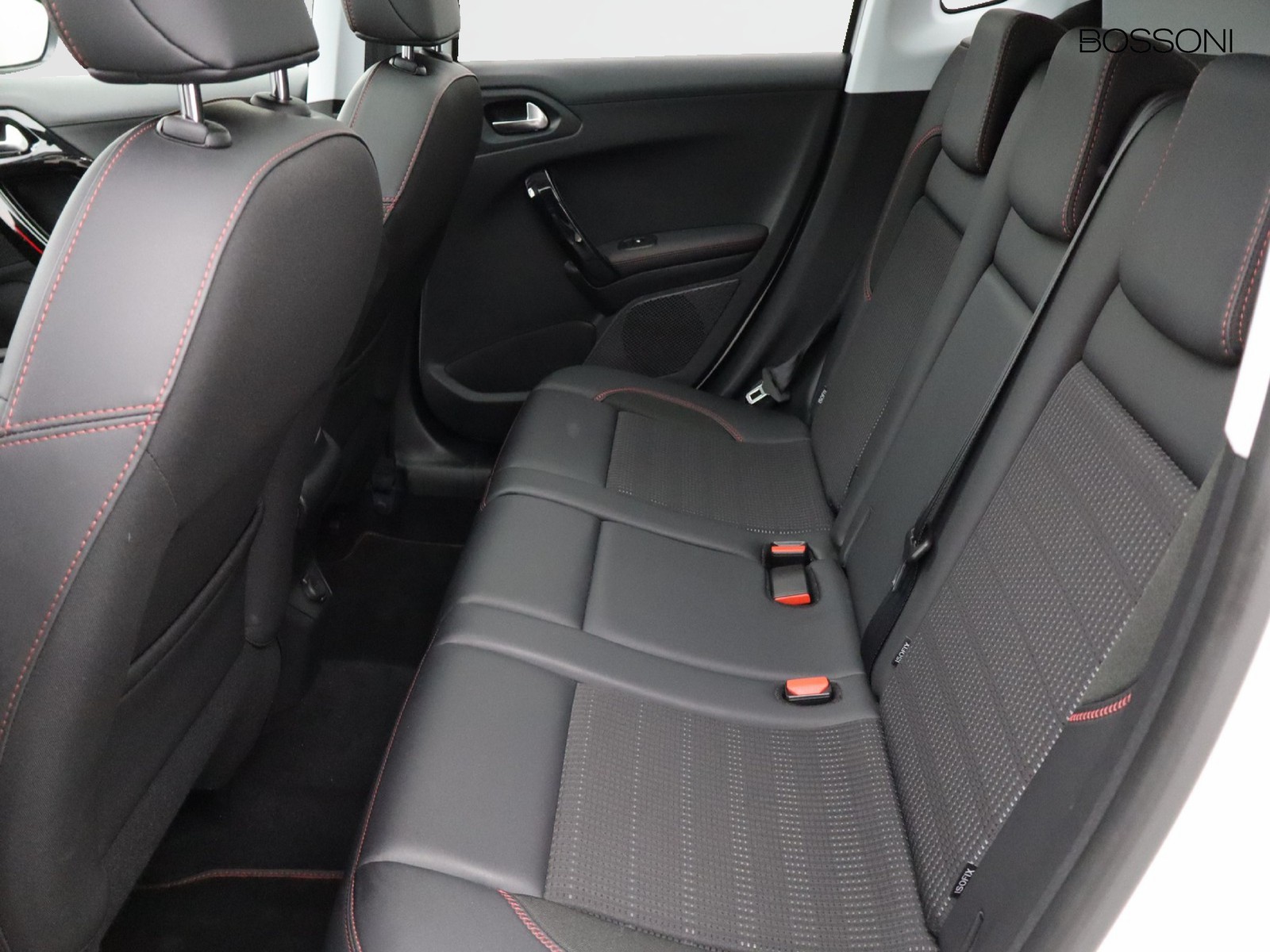 8 - Peugeot 2008 1.2 puretech turbo 110cv gt line eat6 s&s my19