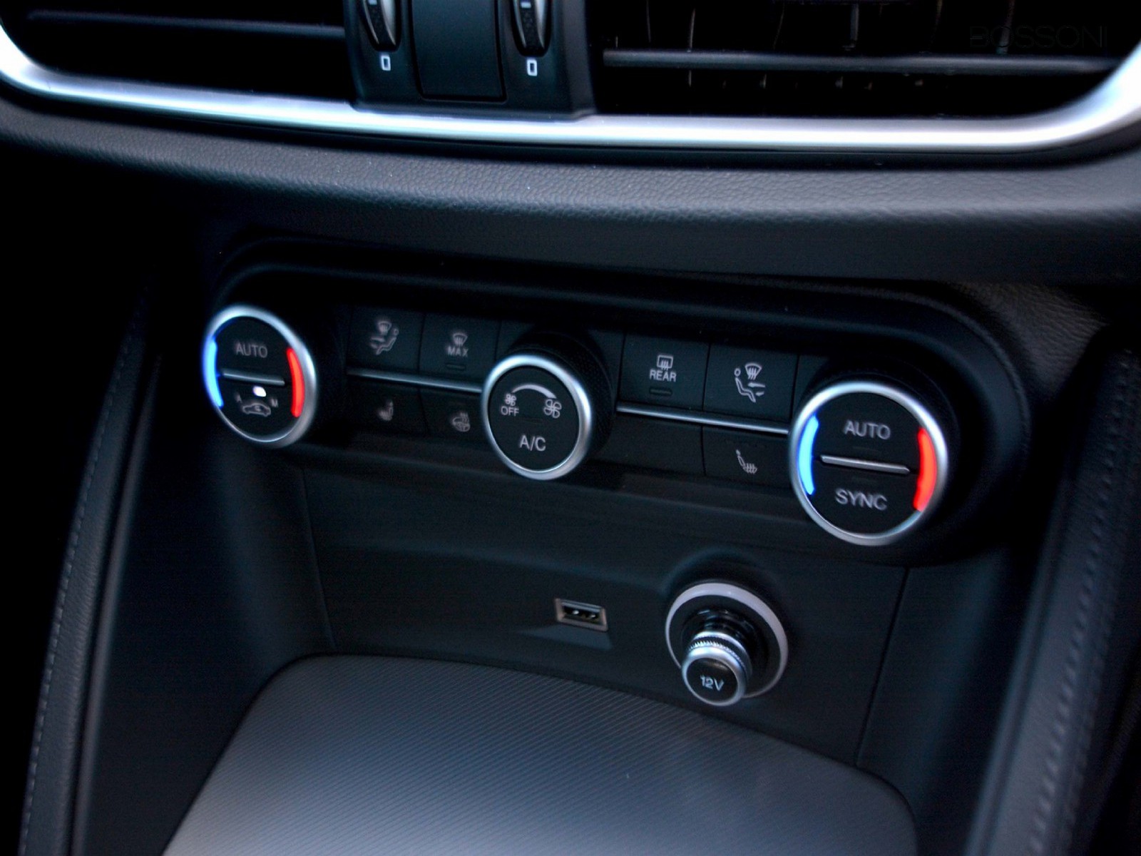 11 - Alfa Romeo Stelvio 2.2 turbo 210cv veloce q4 at8