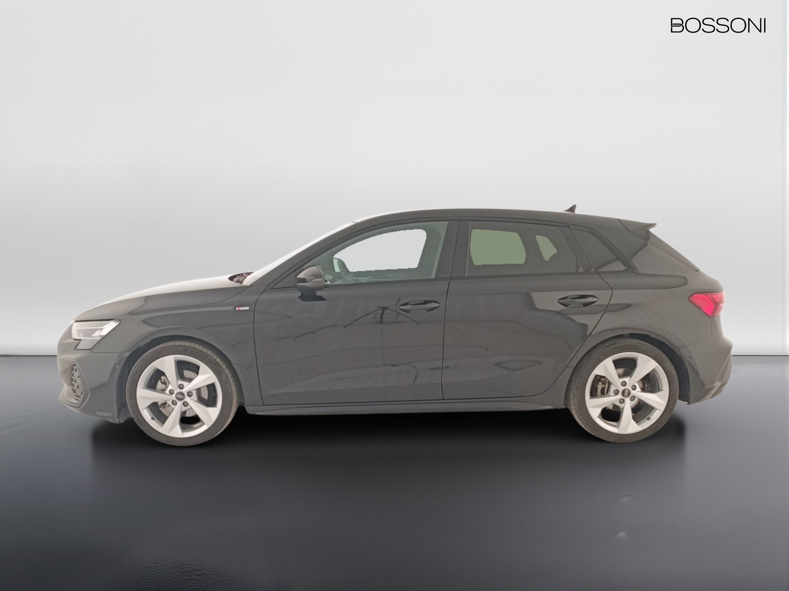 3 - Audi A3 sportback 2.0 tdi 150cv s line edition s tronic