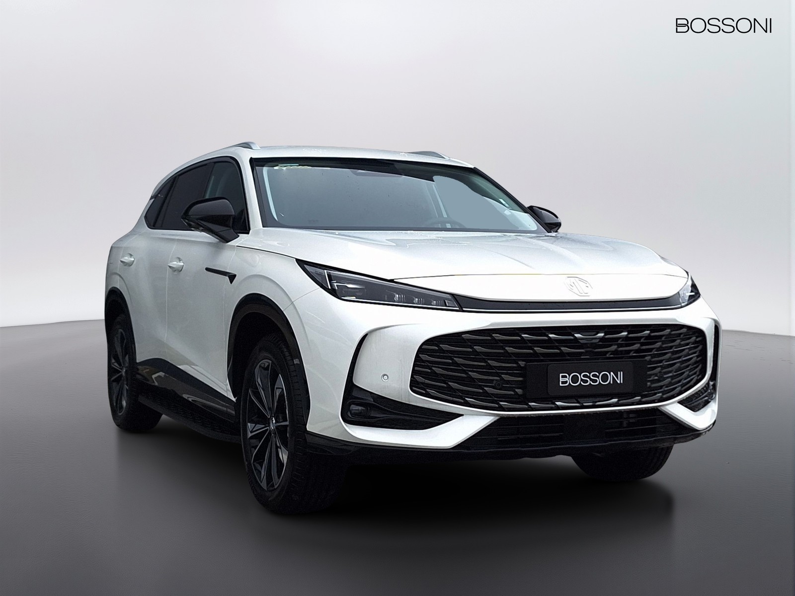 3 - Mg HS 1.5 phev luxury auto