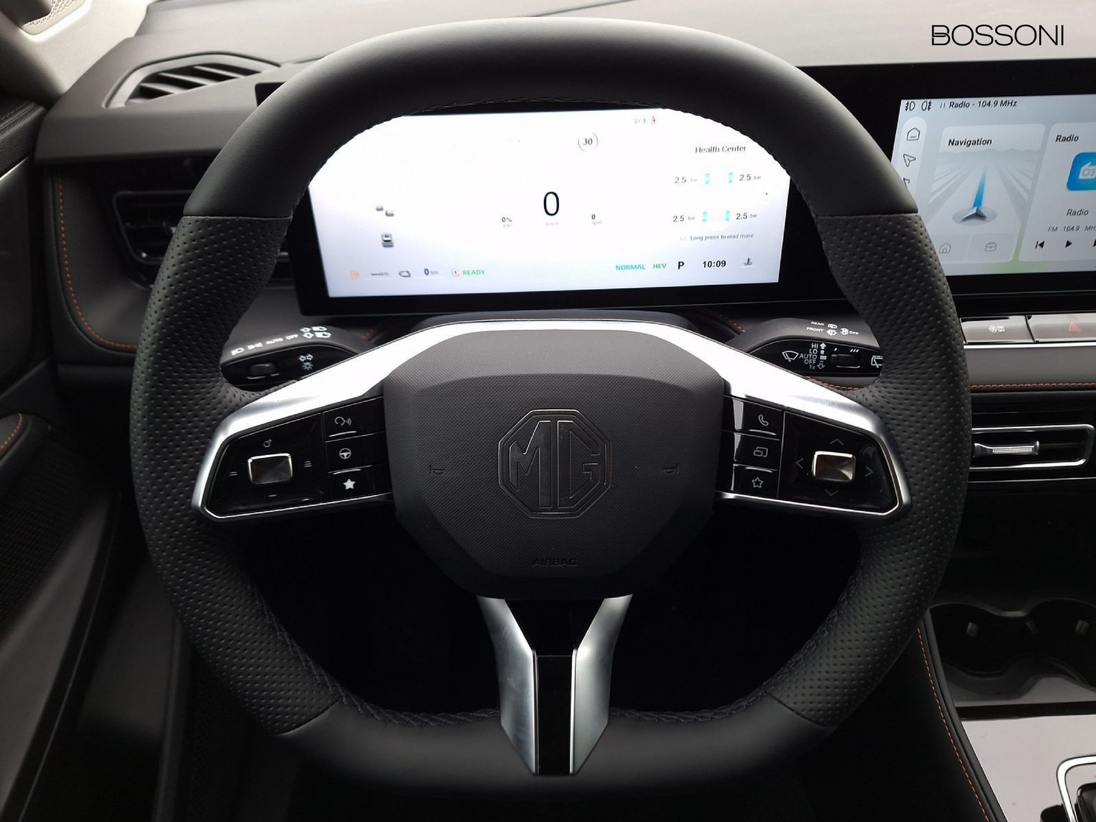 9 - Mg HS 1.5 phev luxury auto