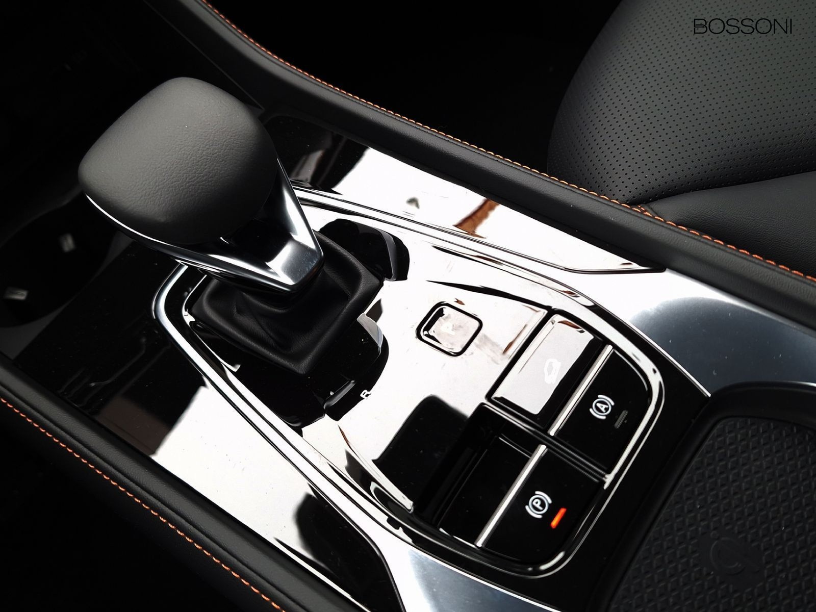 18 - Mg HS 1.5 phev luxury auto