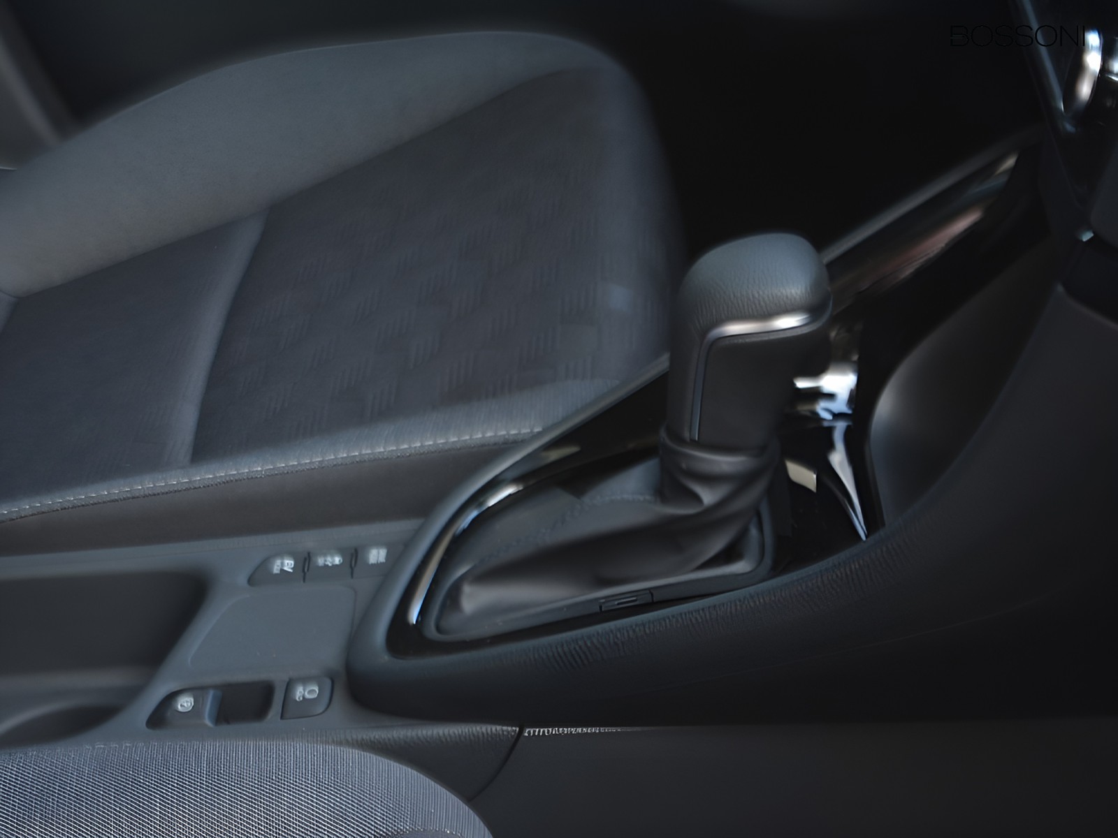 12 - Toyota Yaris 1.5 hybrid 115 trend e-cvt