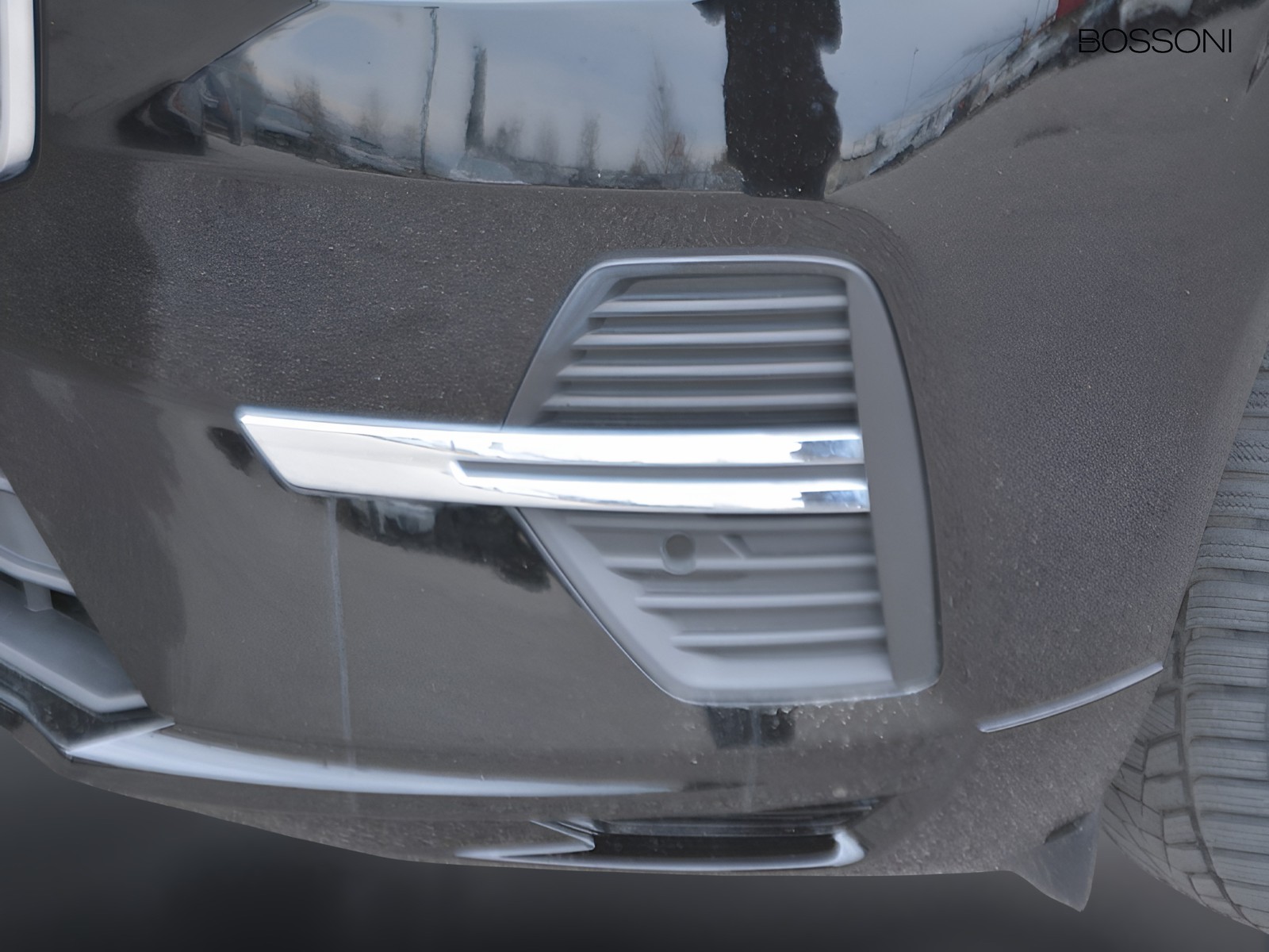 22 - Volvo XC60 2.0 b4 momentum pro automatico