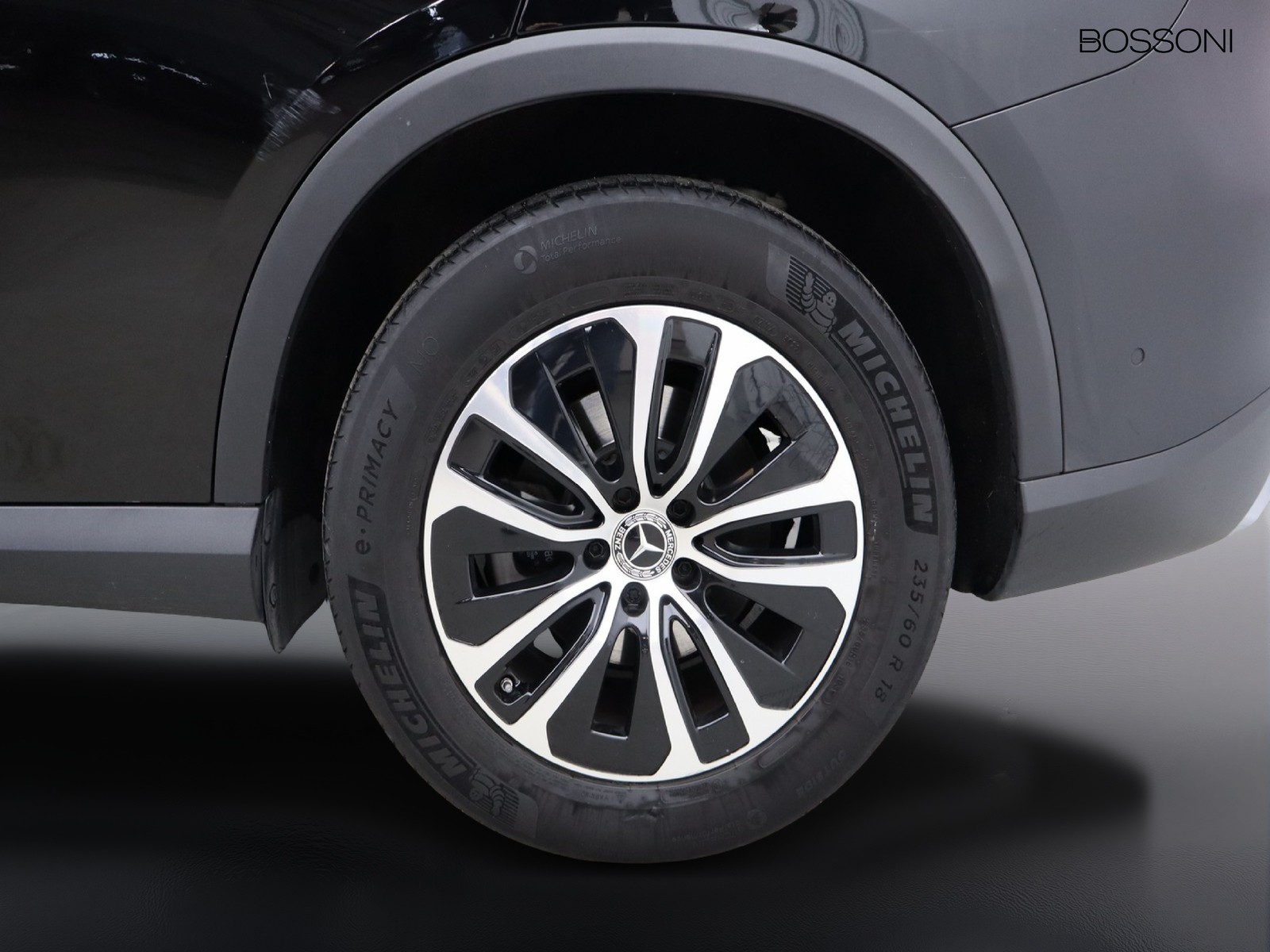 4 - Mercedes GLC suv 220 d amg advanced 4matic 9g-tronic