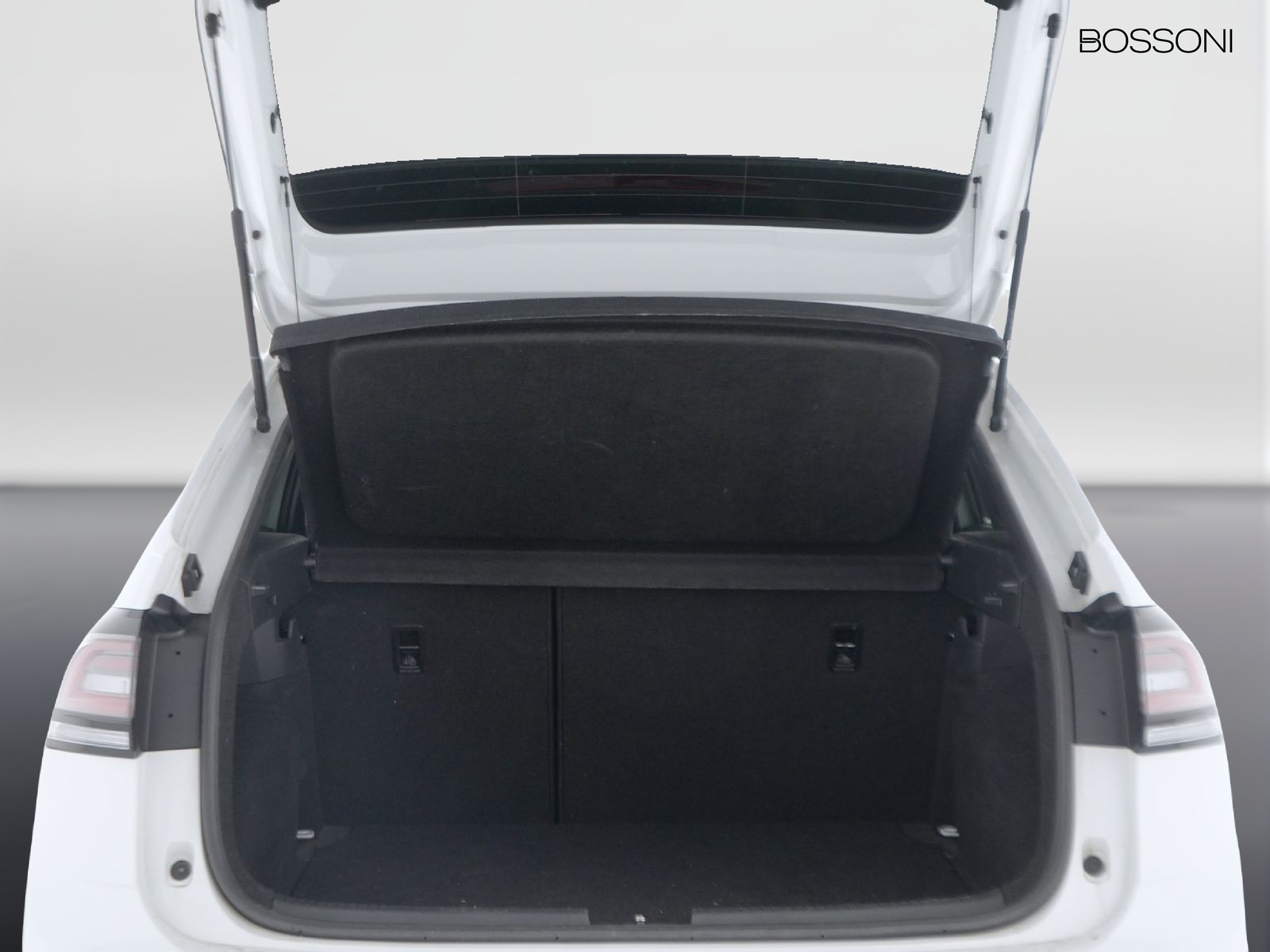 8 - Volkswagen Taigo 1.5 tsi act 150cv r-line dsg