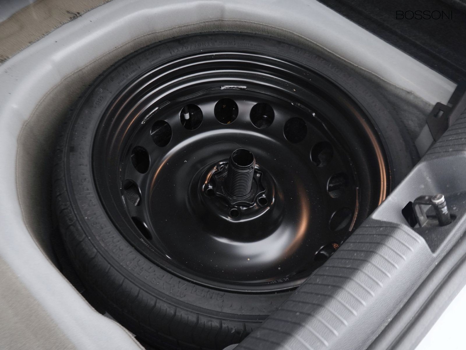 34 - Volkswagen Taigo 1.5 tsi act 150cv r-line dsg