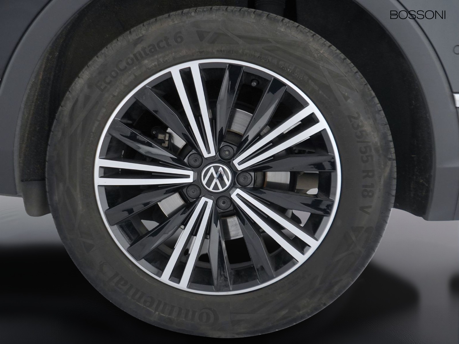 12 - Volkswagen Tiguan 1.5 tsi act 150cv elegance dsg