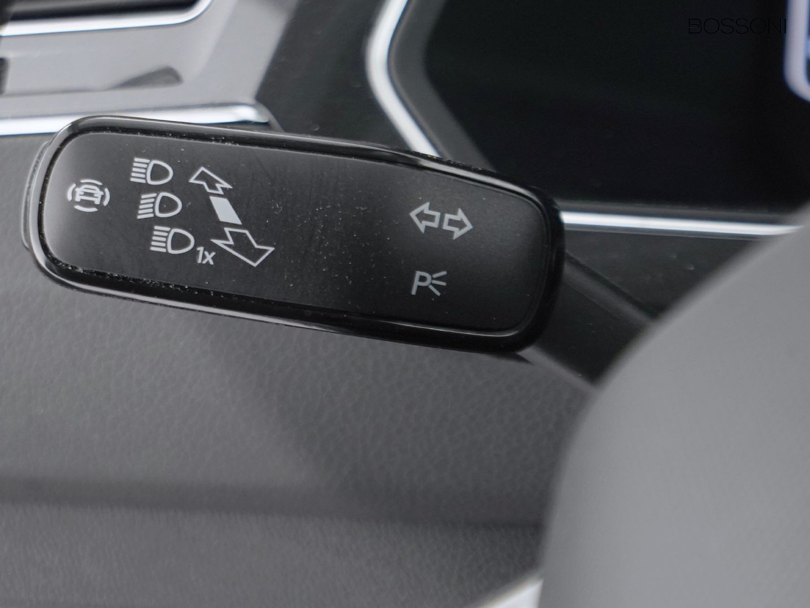 28 - Volkswagen Tiguan 1.5 tsi act 150cv elegance dsg