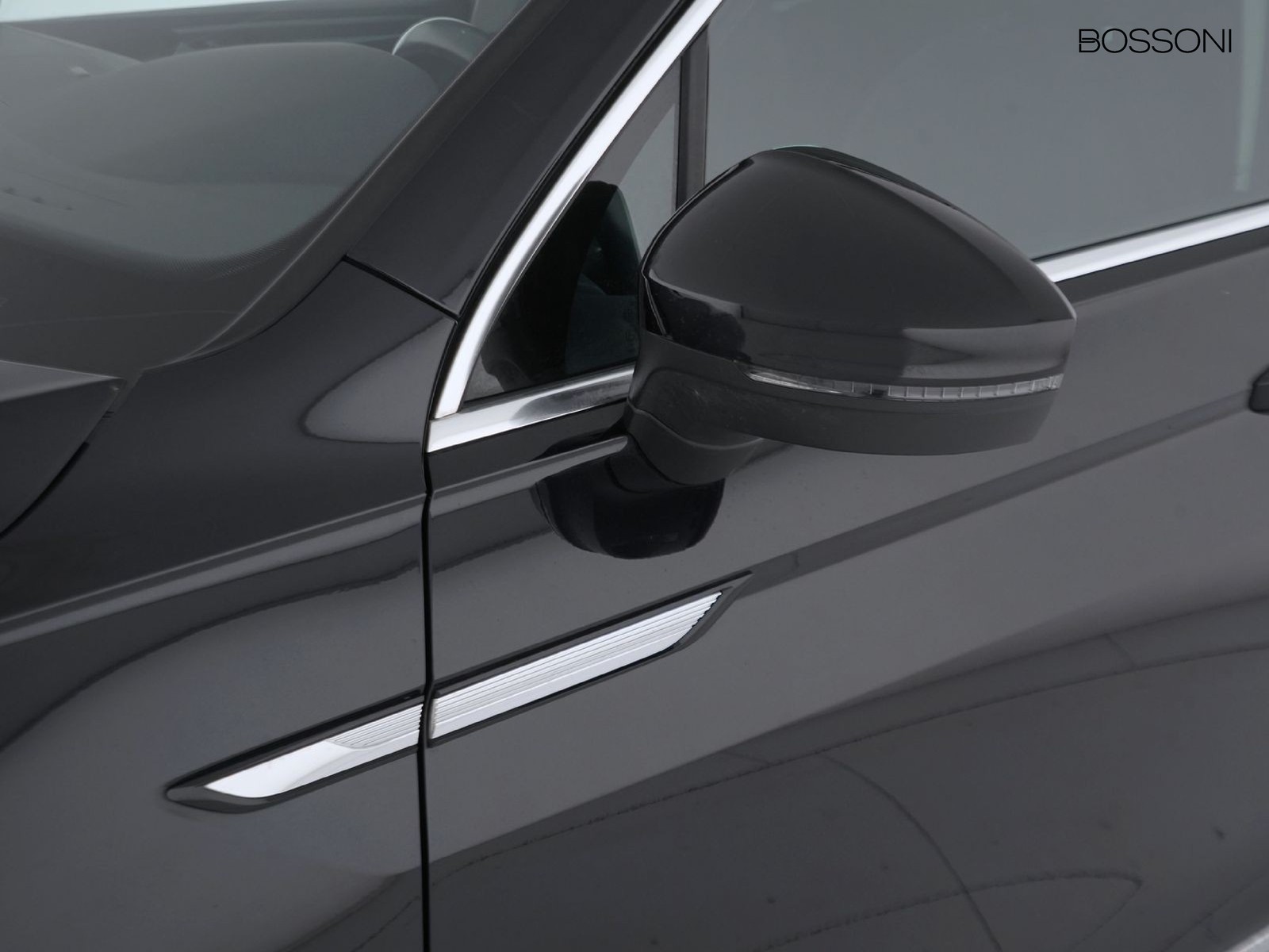 41 - Volkswagen Tiguan 1.5 tsi act 150cv elegance dsg