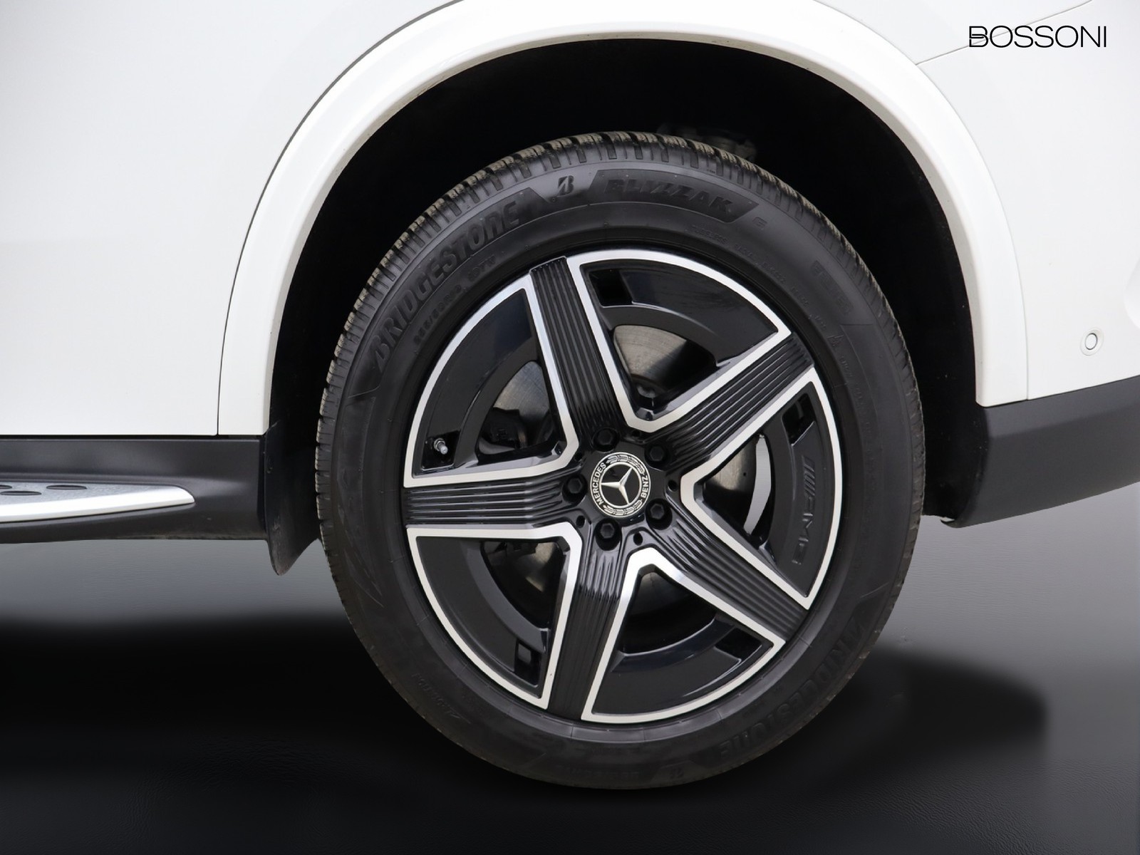 4 - Mercedes GLC suv 300 de plug in hybrid amg line advanced 4matic 9g-tronic